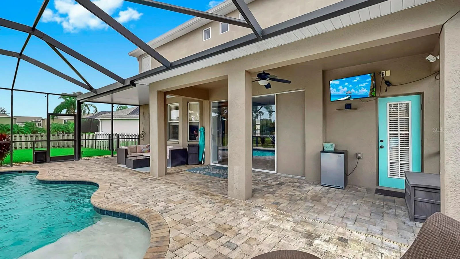 10767 BANFIELD DR