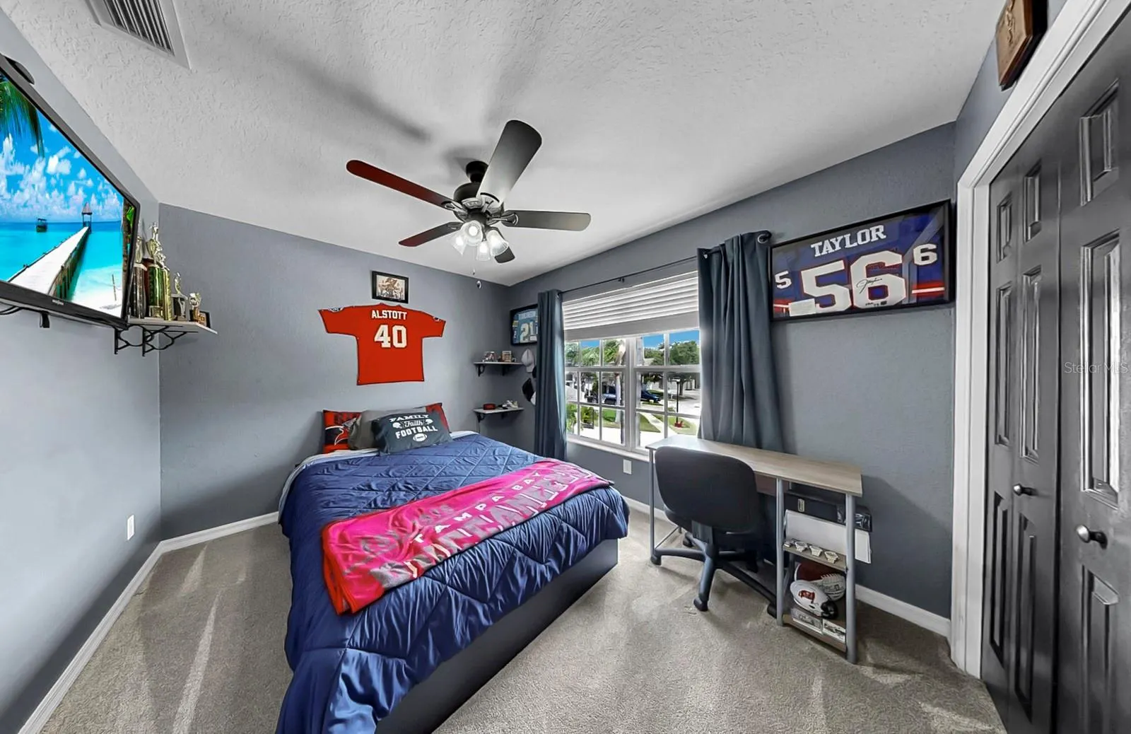 10767 BANFIELD DR