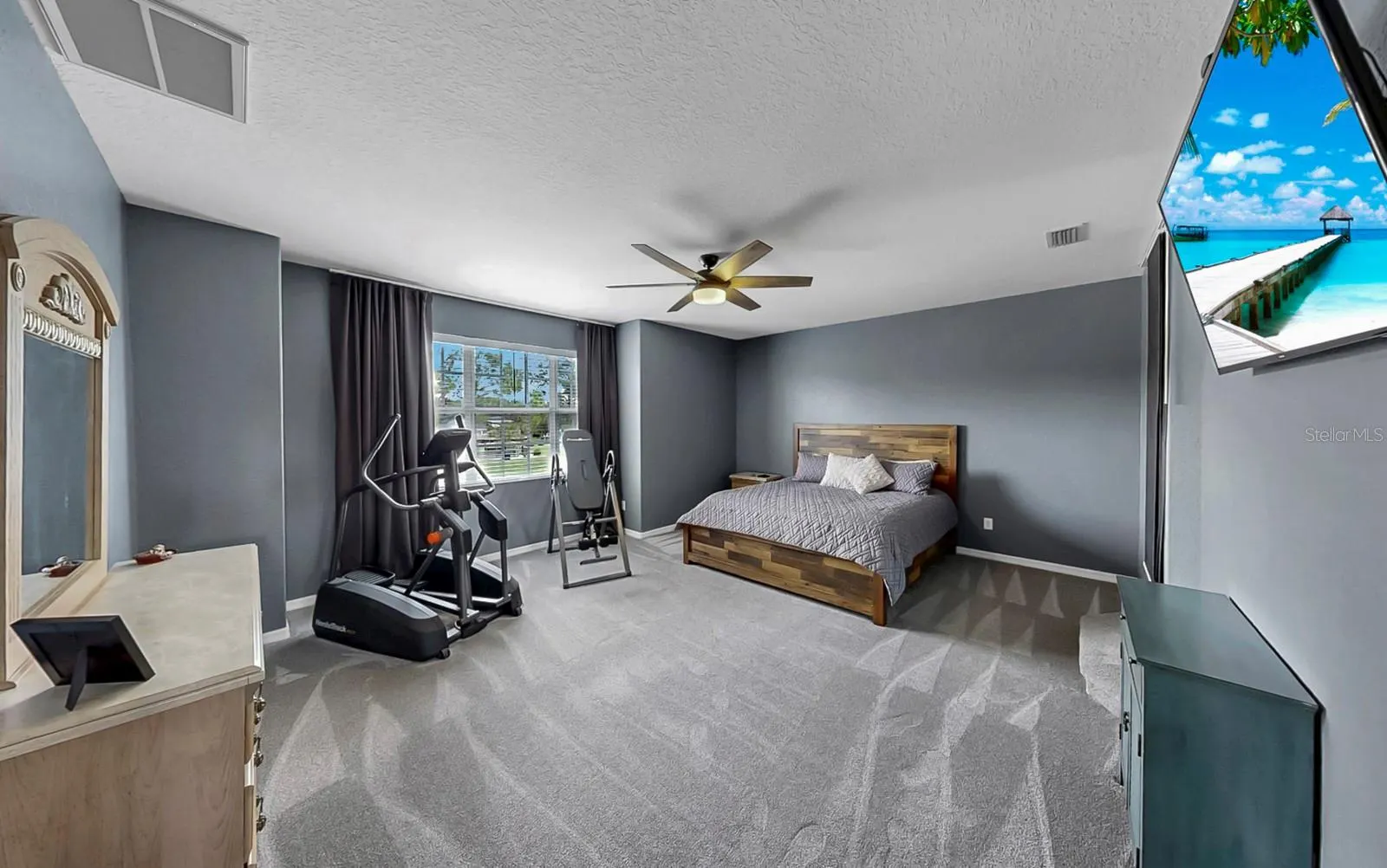 10767 BANFIELD DR