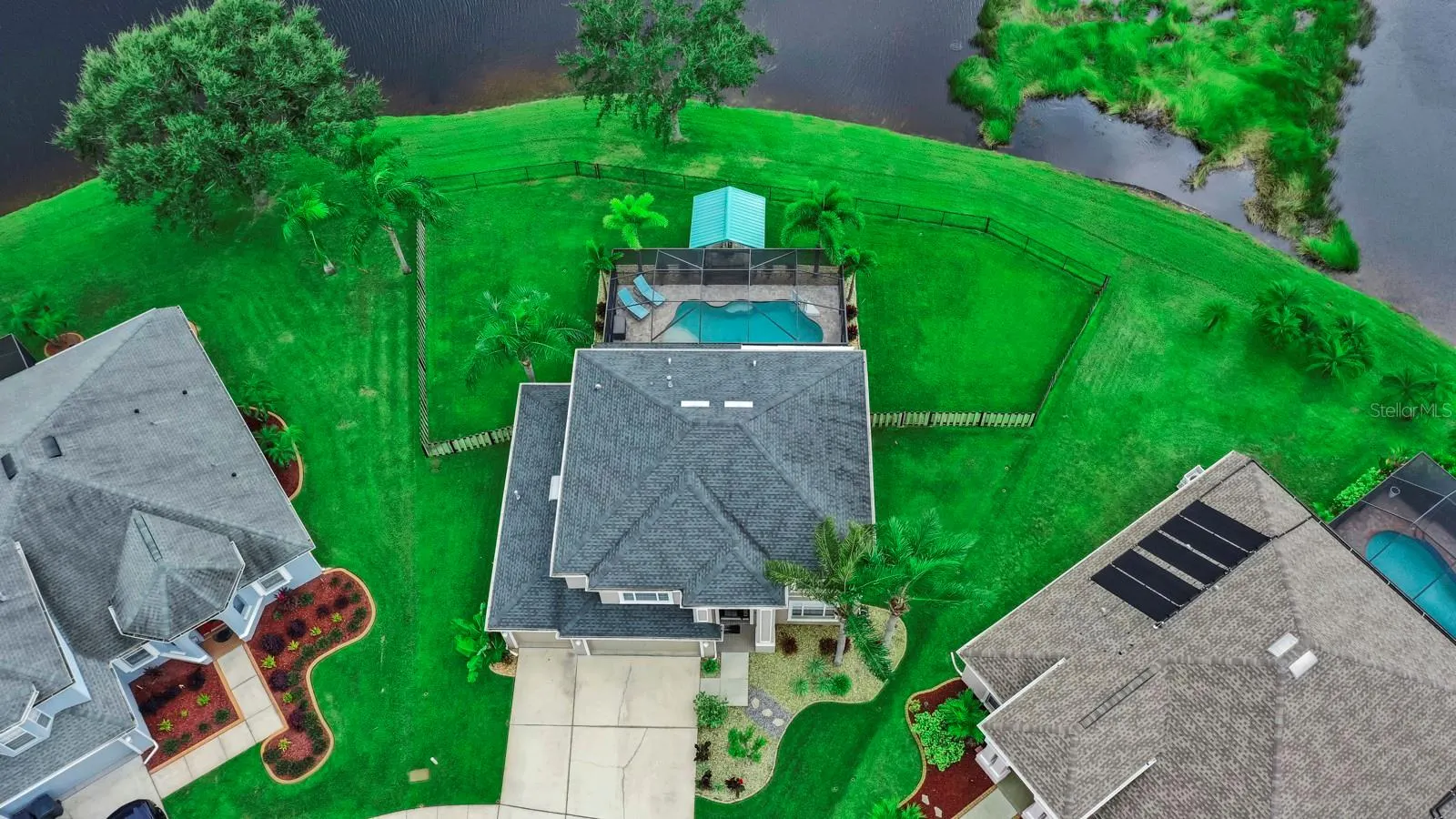 10767 BANFIELD DR