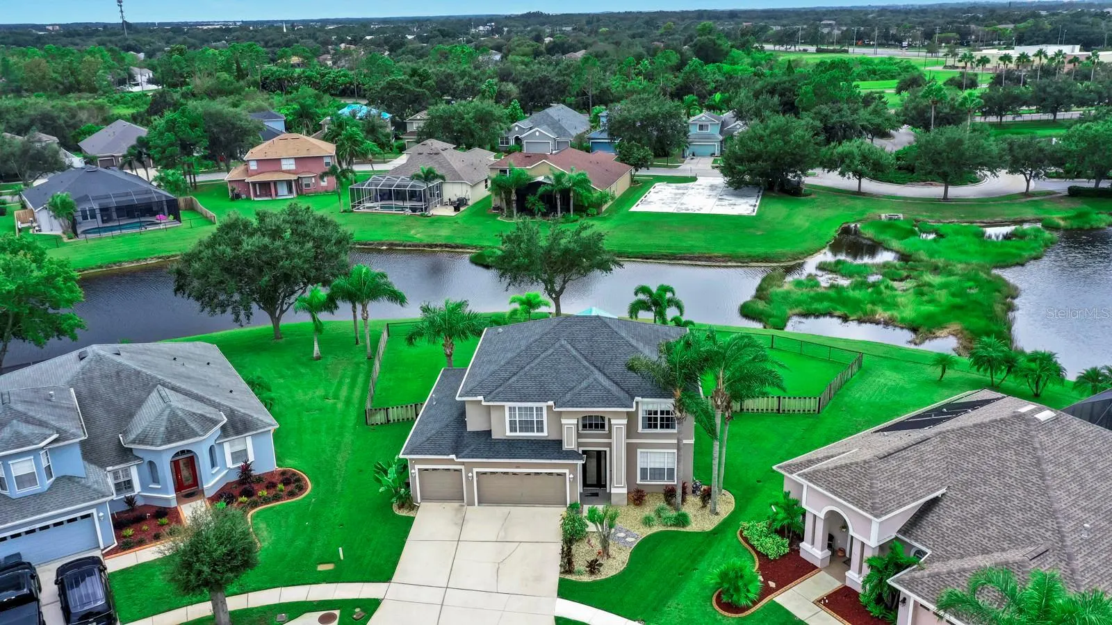 10767 BANFIELD DR