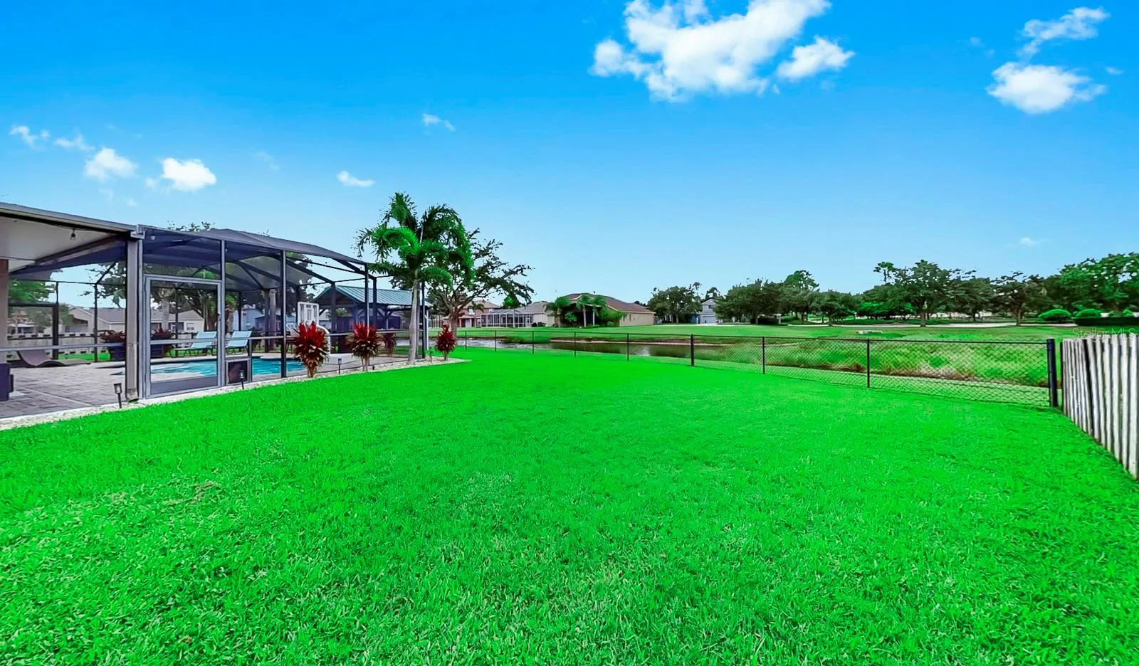 10767 BANFIELD DR