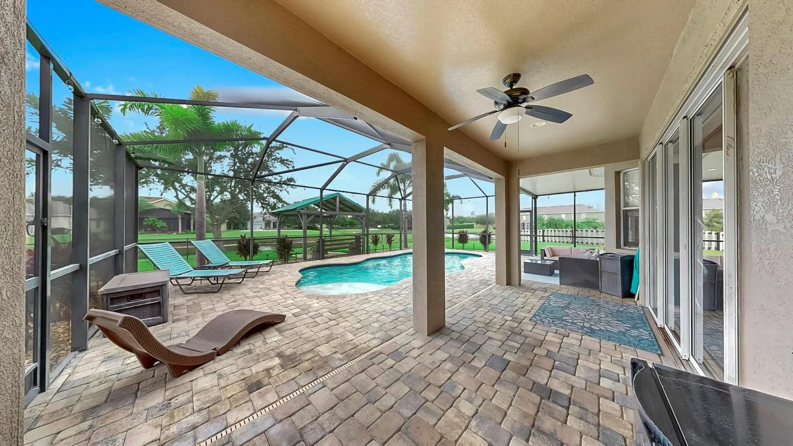 10767 BANFIELD DR