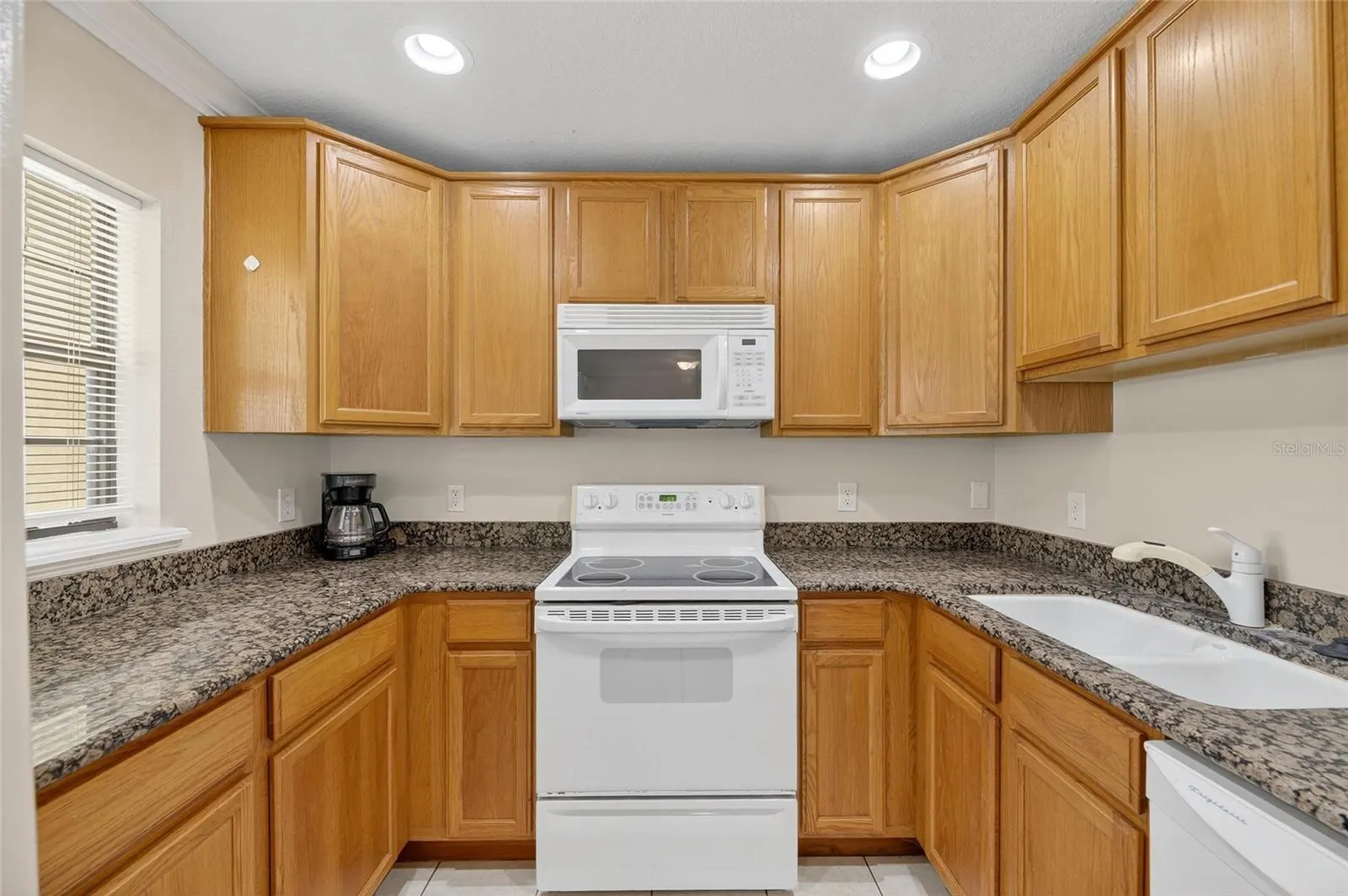 620 YARDARM DR #10, #10