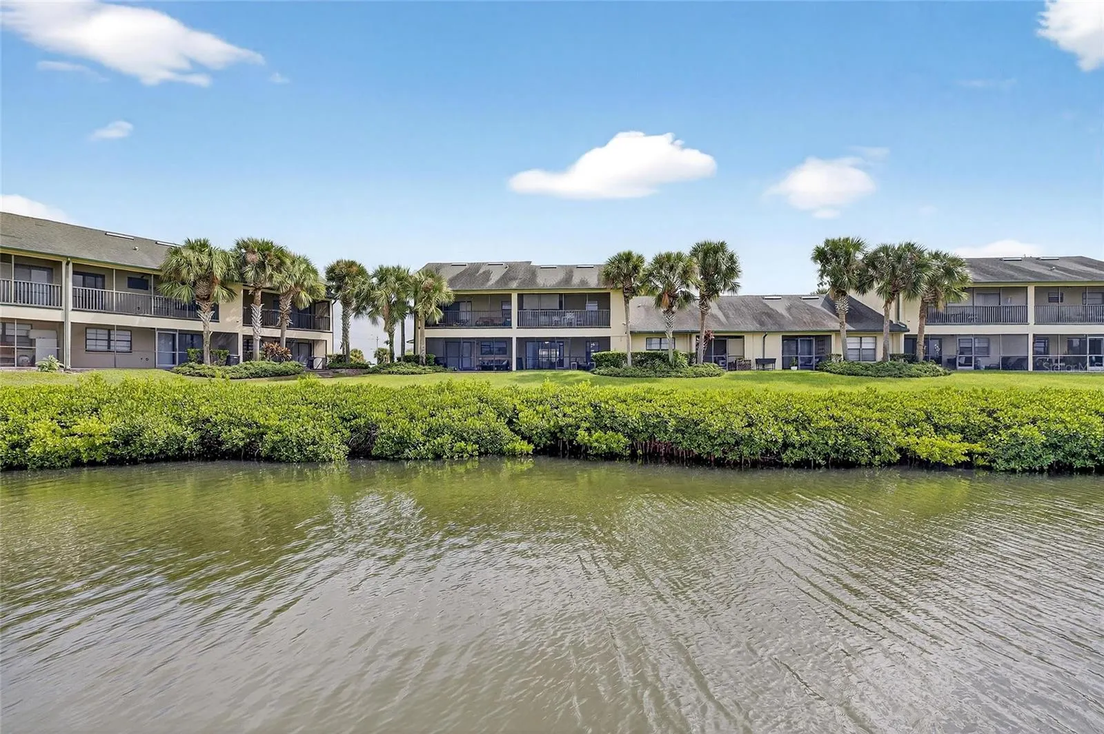620 YARDARM DR #10, #10