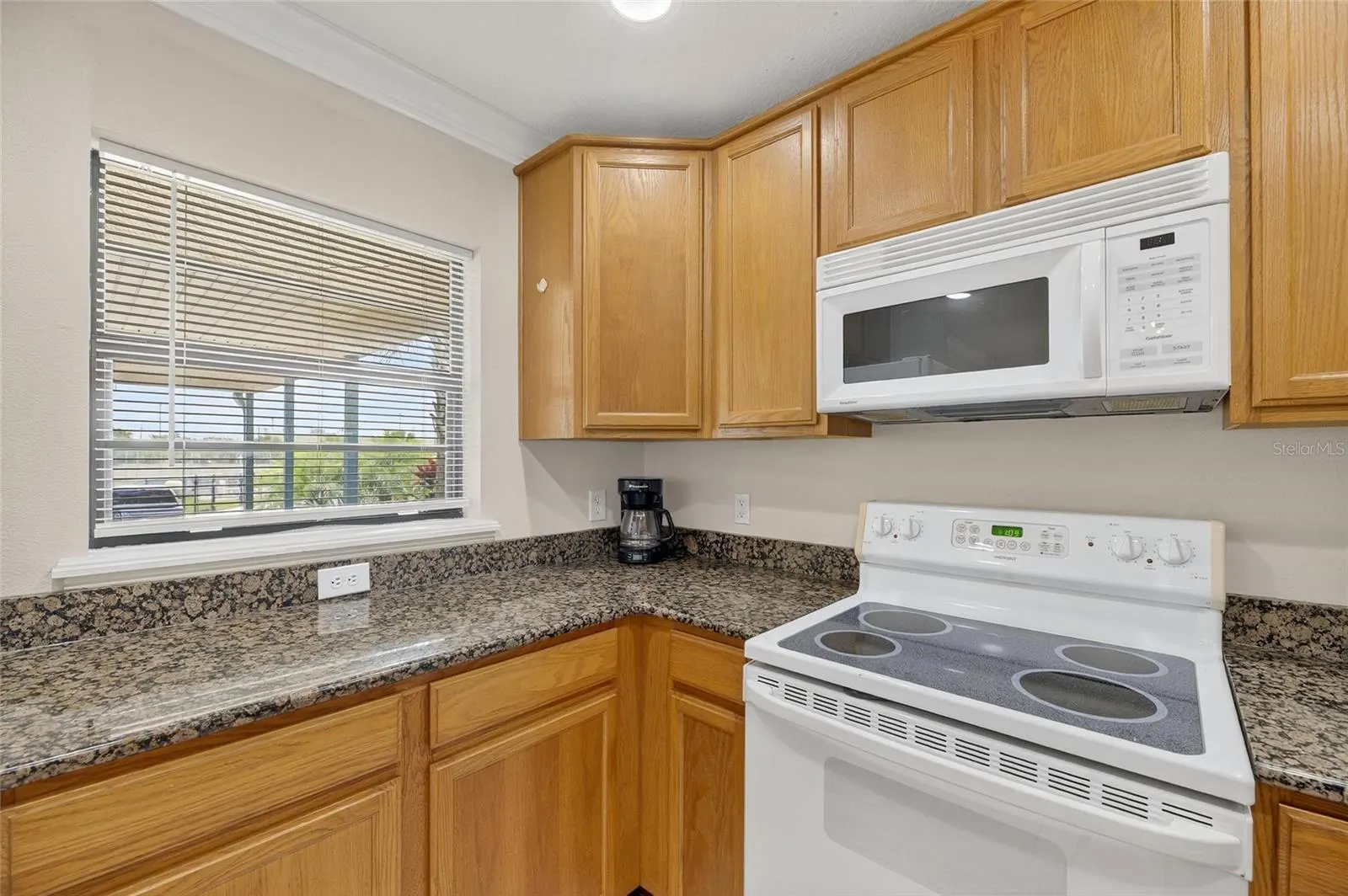 620 YARDARM DR #10, #10