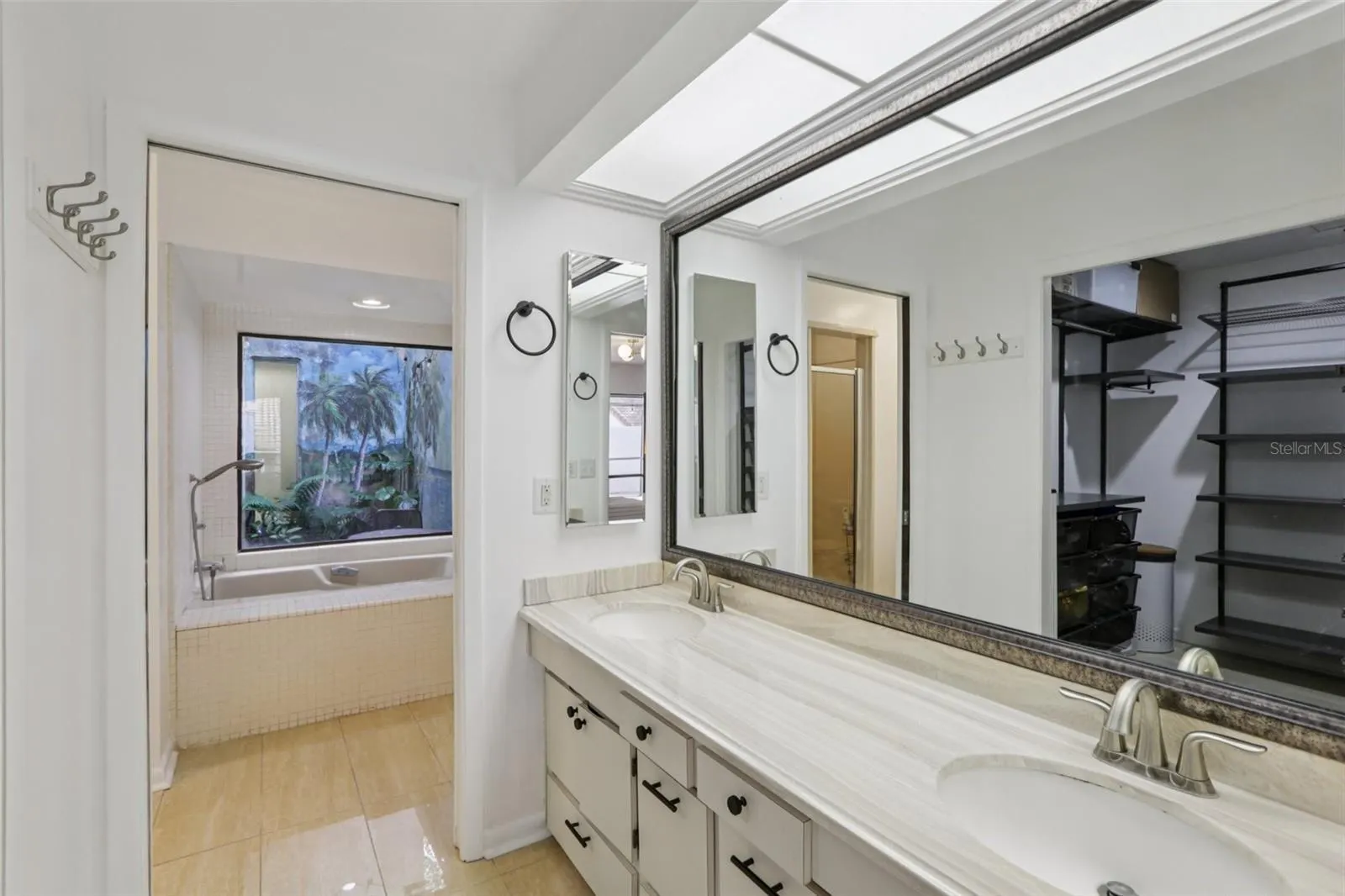 11507 ROBLES DEL RIO PL