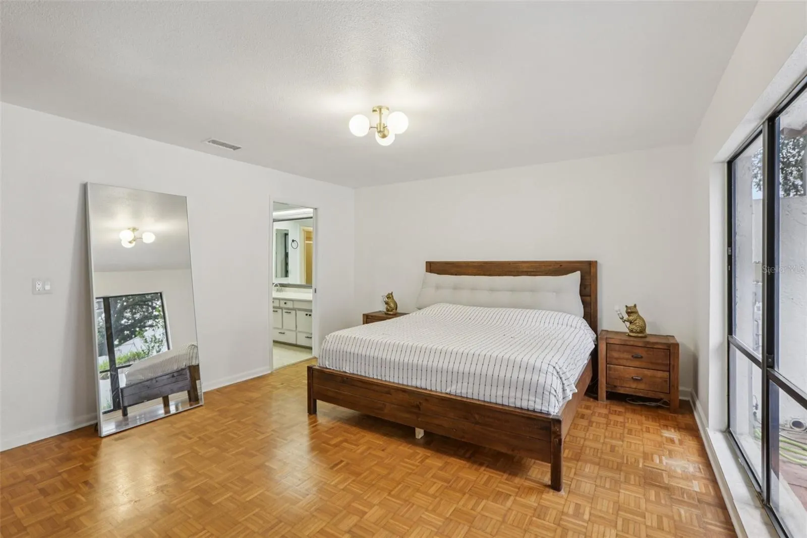 11507 ROBLES DEL RIO PL