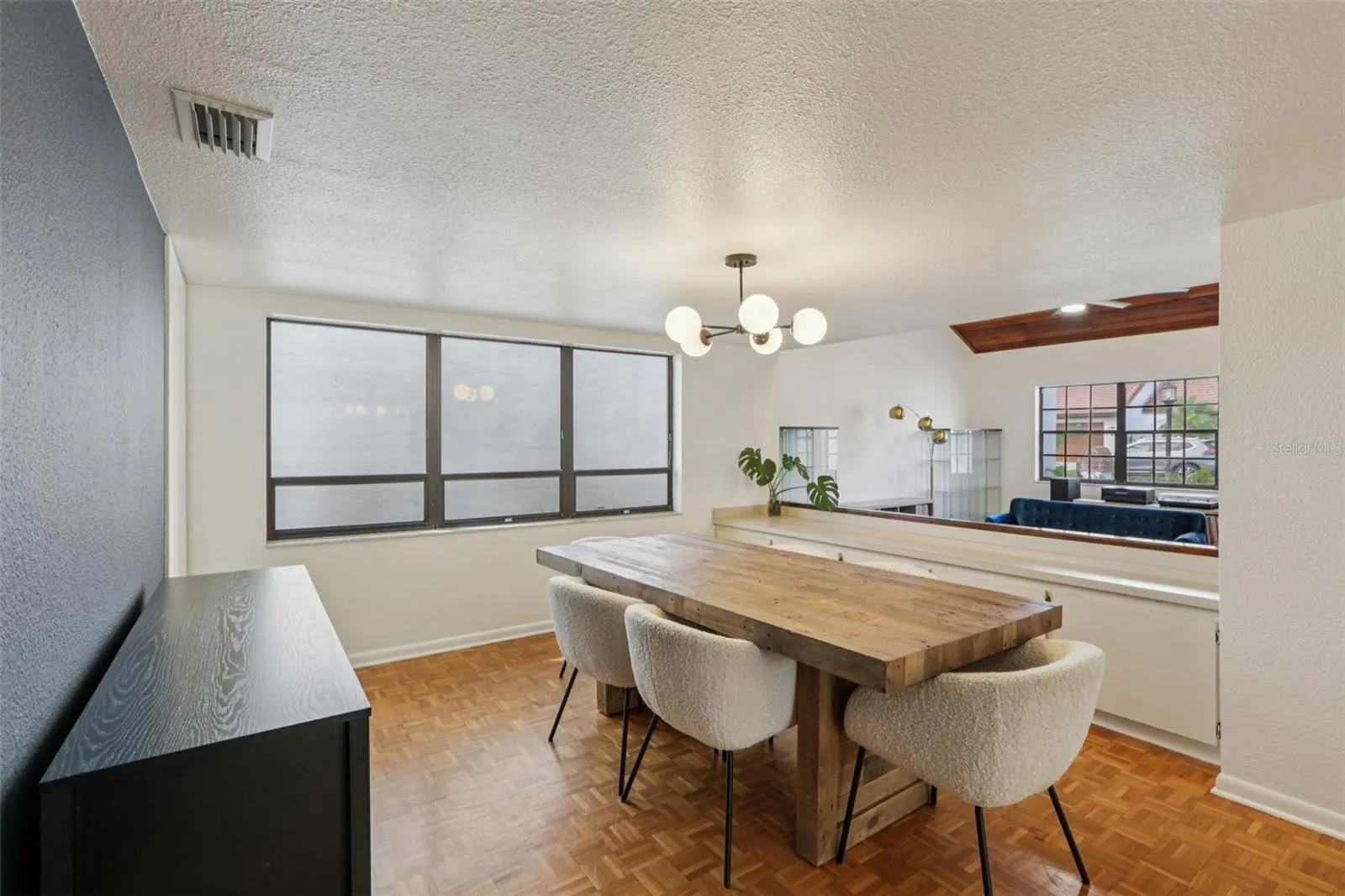 11507 ROBLES DEL RIO PL