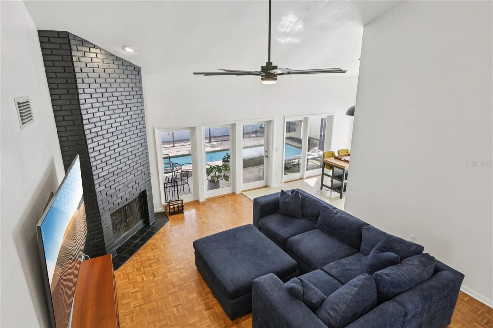 11507 ROBLES DEL RIO PL
