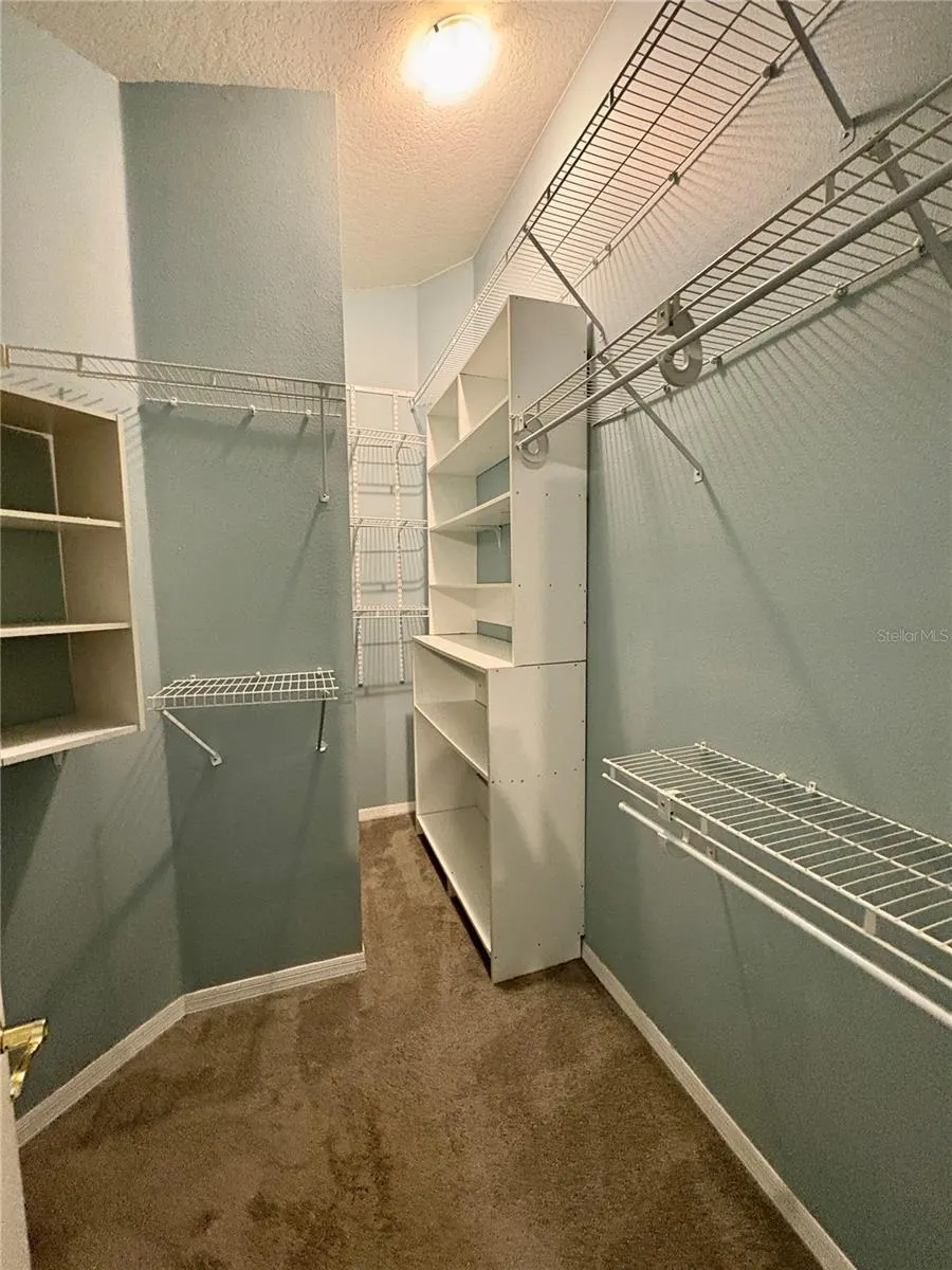 3325 MANOR COVE CIR