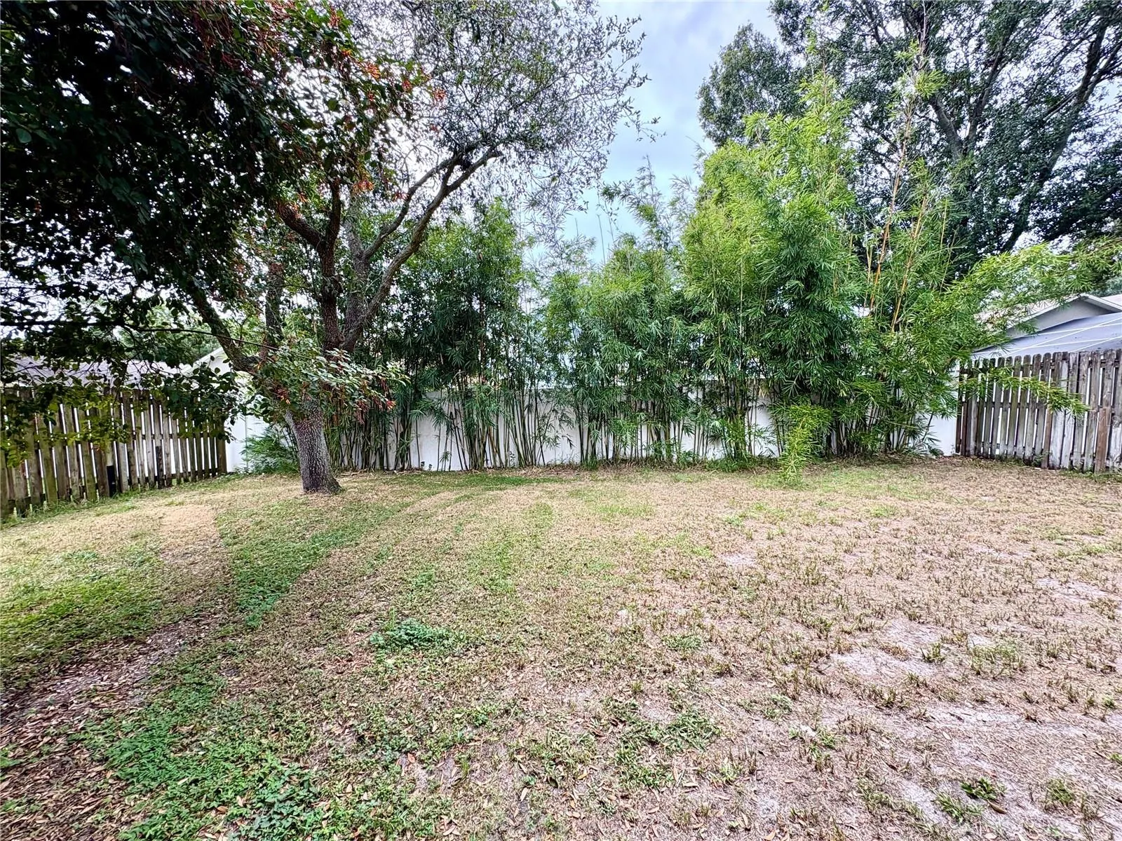 3325 MANOR COVE CIR
