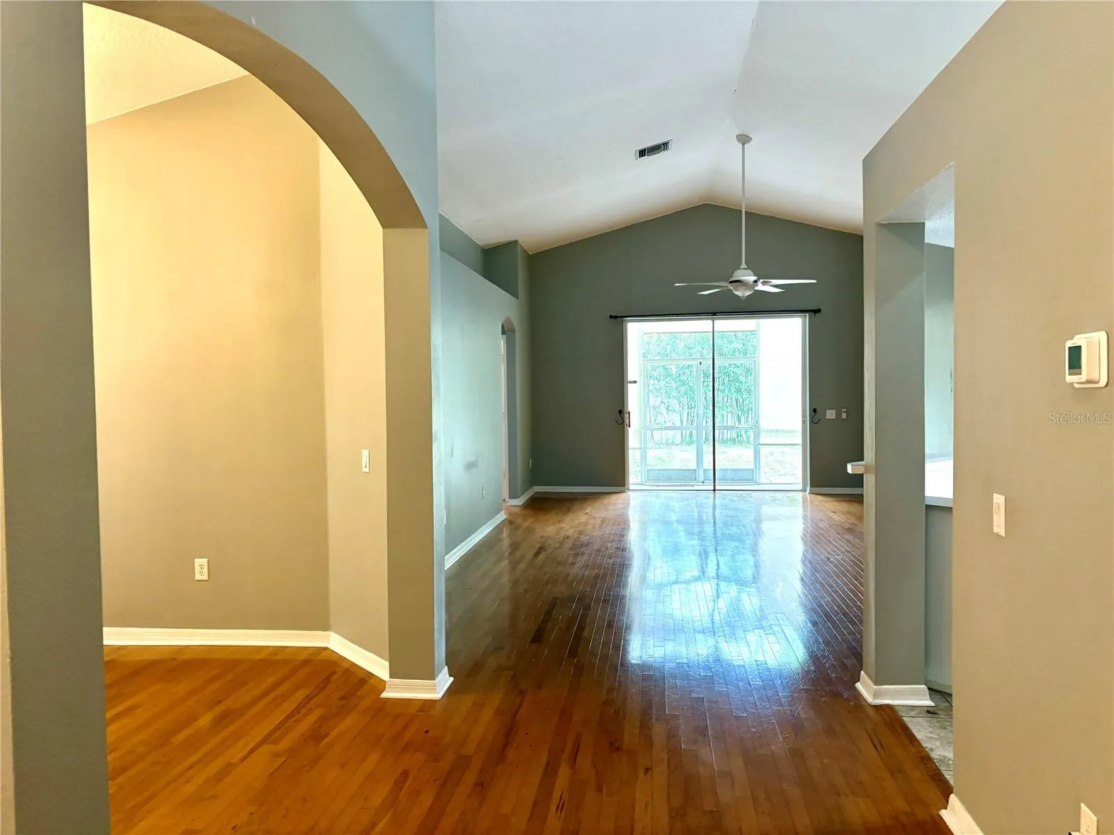 3325 MANOR COVE CIR