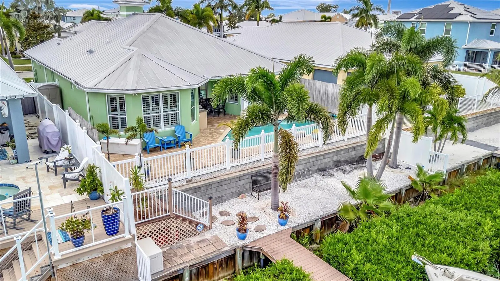 417 BAHAMA GRANDE BLVD