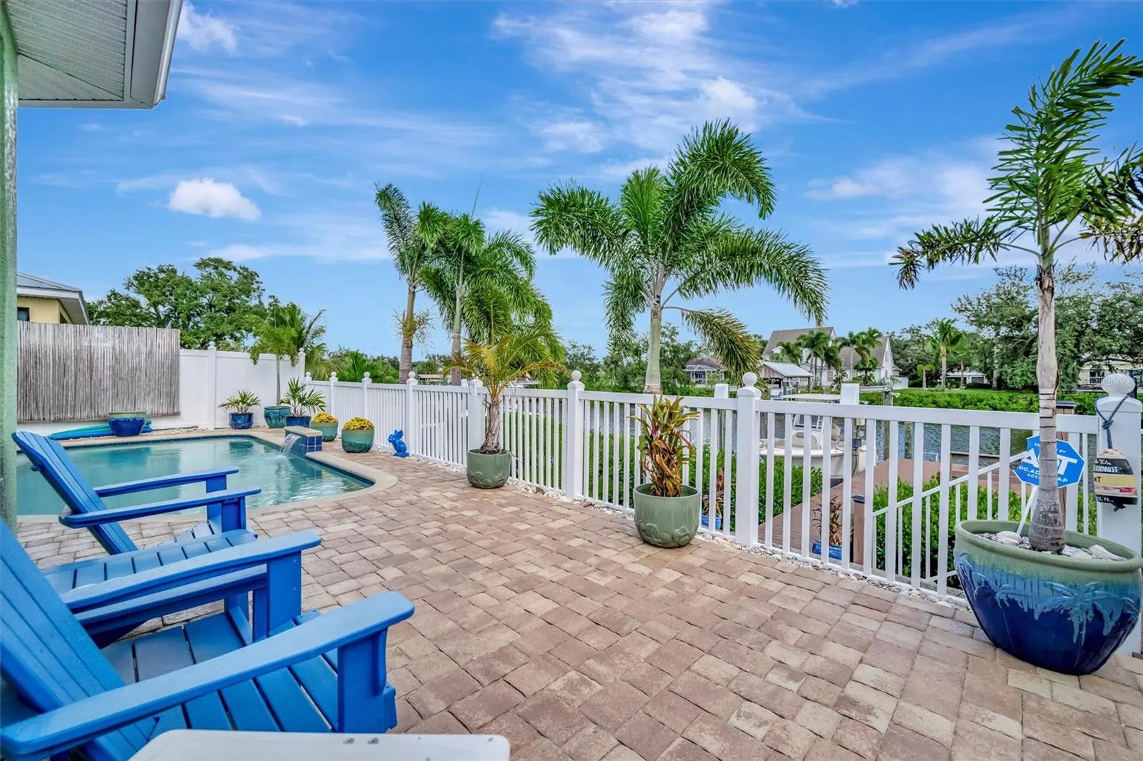 417 BAHAMA GRANDE BLVD