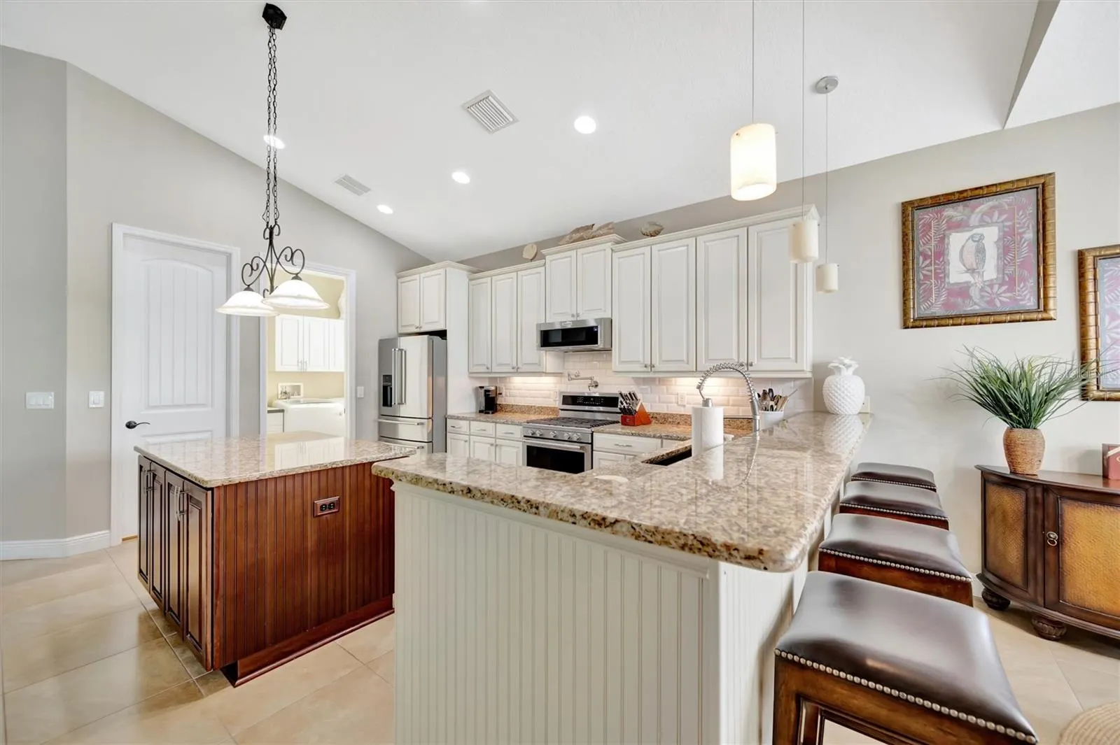 417 BAHAMA GRANDE BLVD