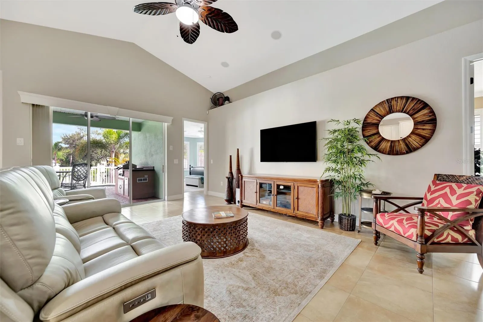 417 BAHAMA GRANDE BLVD