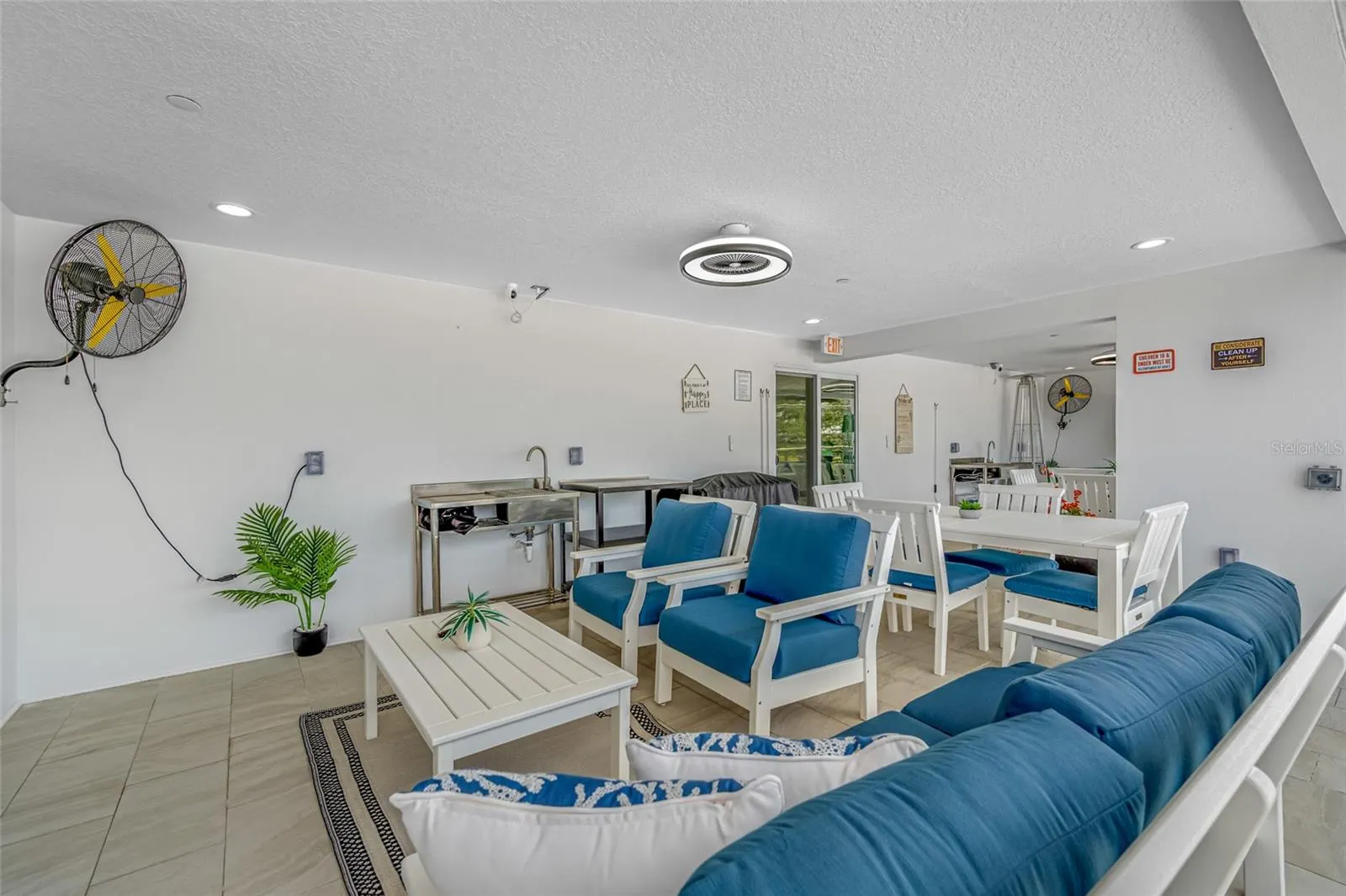 527 N GARDEN AVE #North Unit, #North Unit