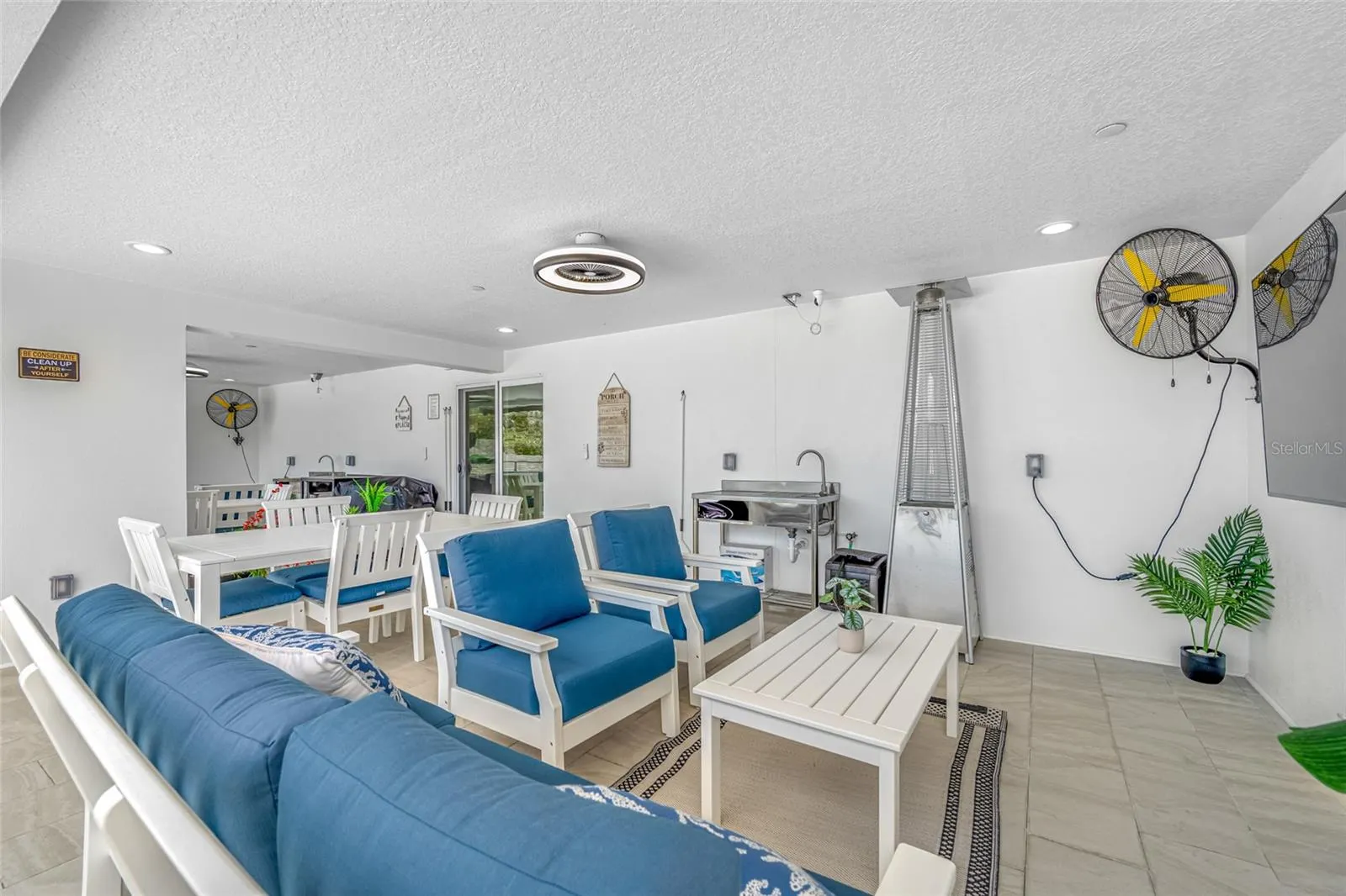 527 N GARDEN AVE #North Unit, #North Unit