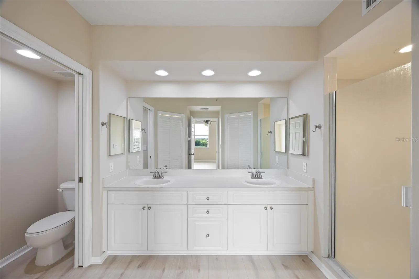 1200 COUNTRY CLUB DR #6305, #6305