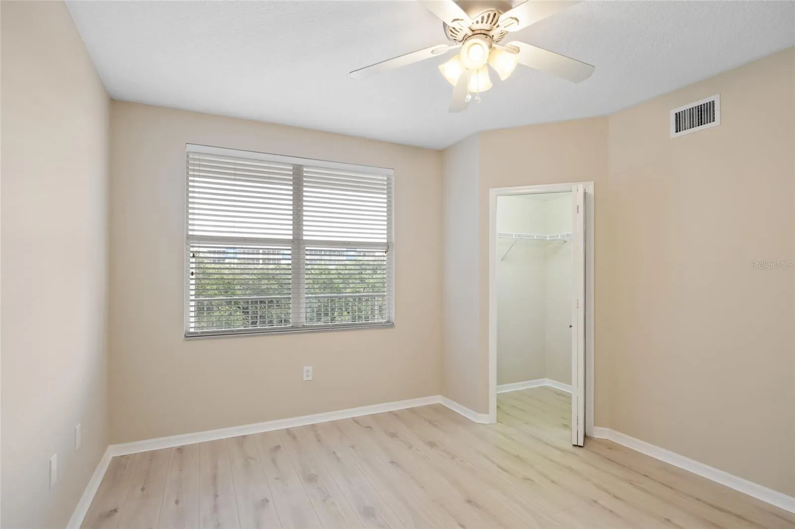 1200 COUNTRY CLUB DR #6305, #6305