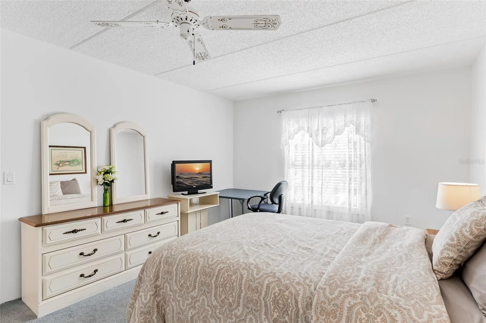 12760 INDIAN ROCKS RD #546, #546