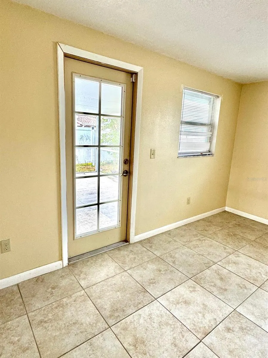 10213 WESTPORT CT