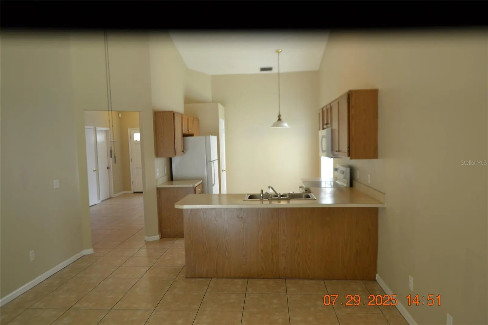 10131 CEDAR DUNE DR