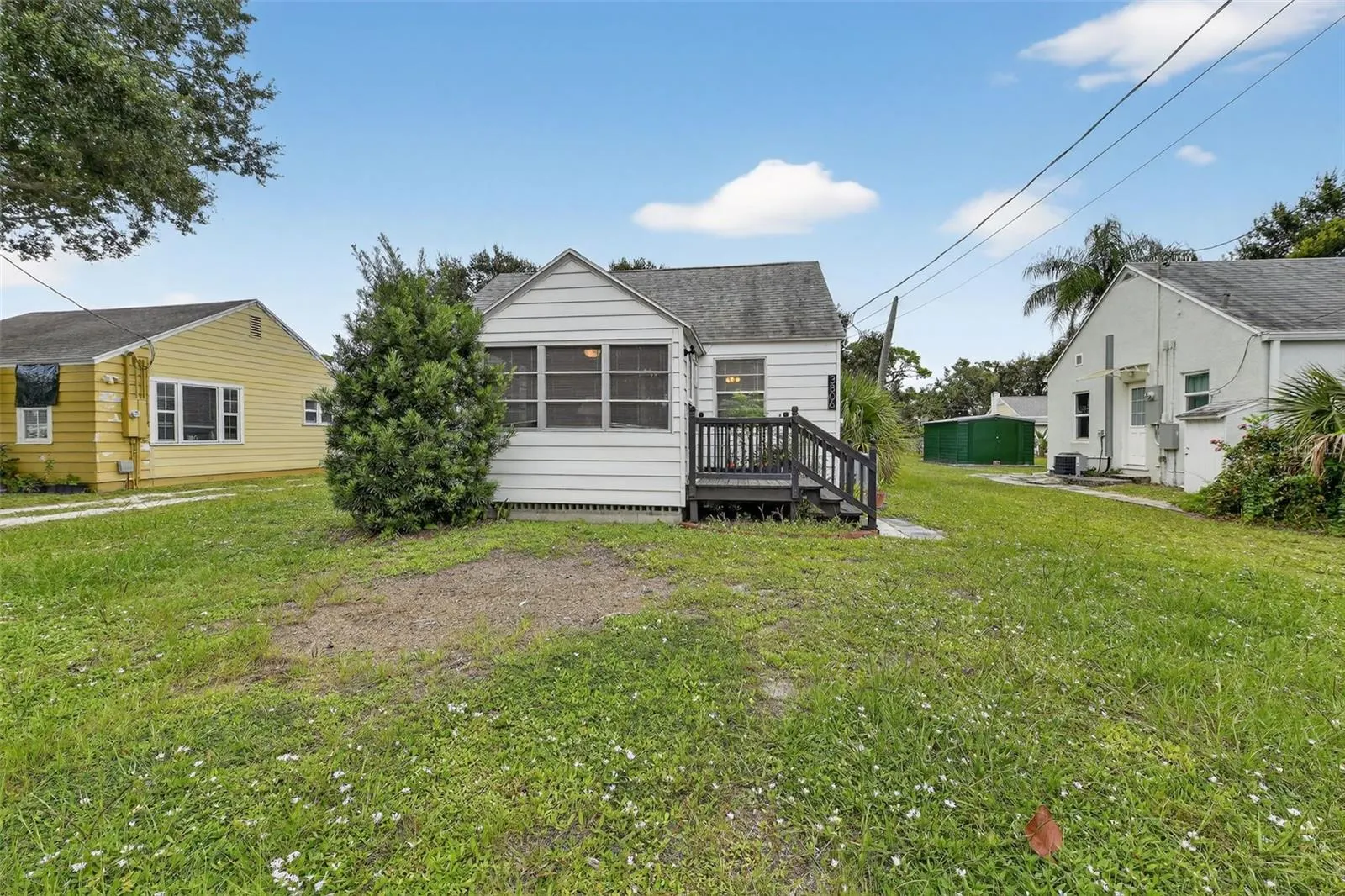 3806 CHAPEL DR