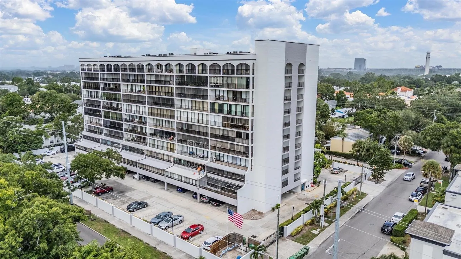 3211 W SWANN AVE #907, #907