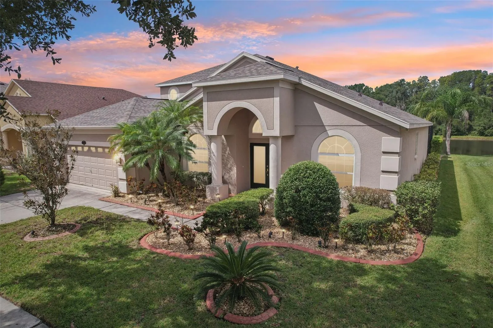 10814 BREAKING ROCKS DR