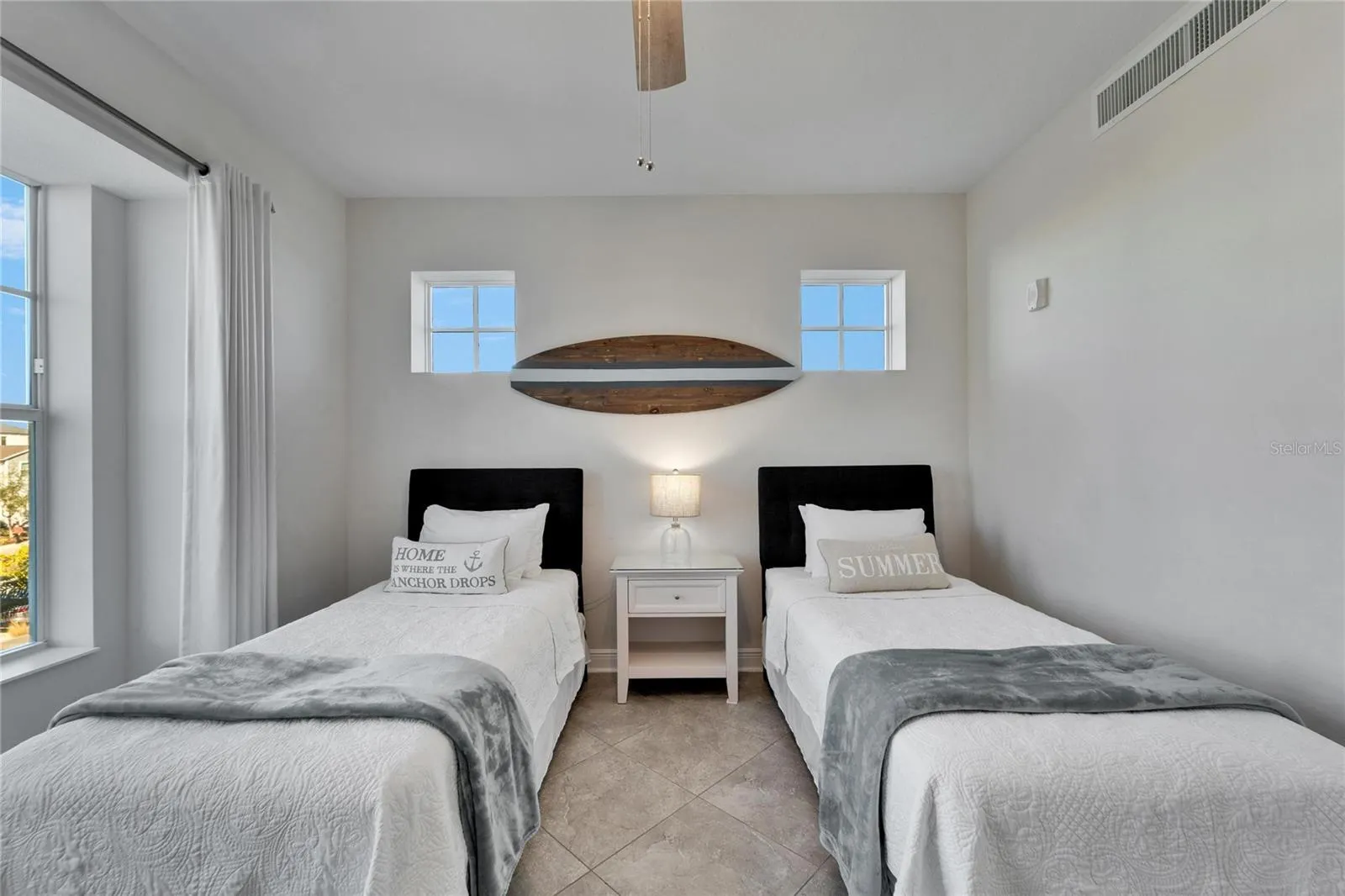 379 ARUBA CIR #201, #201
