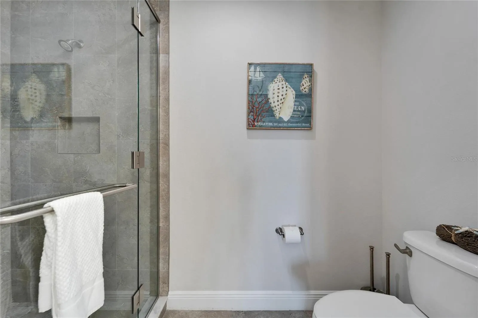 379 ARUBA CIR #201, #201