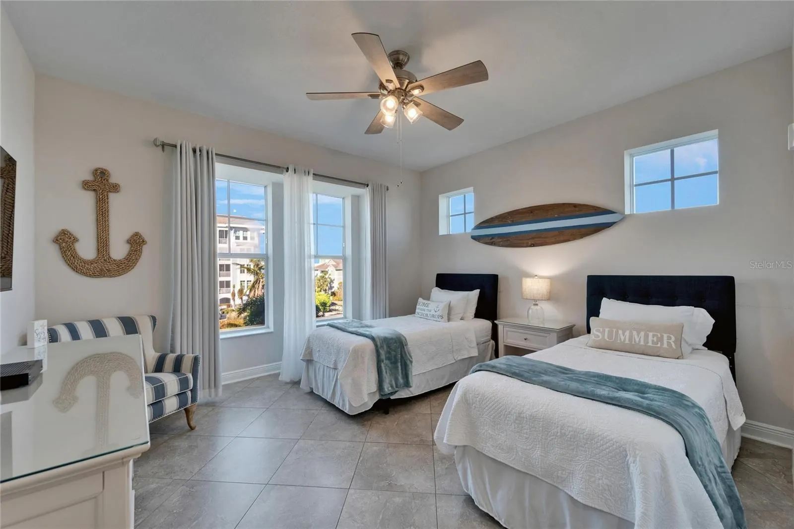 379 ARUBA CIR #201, #201