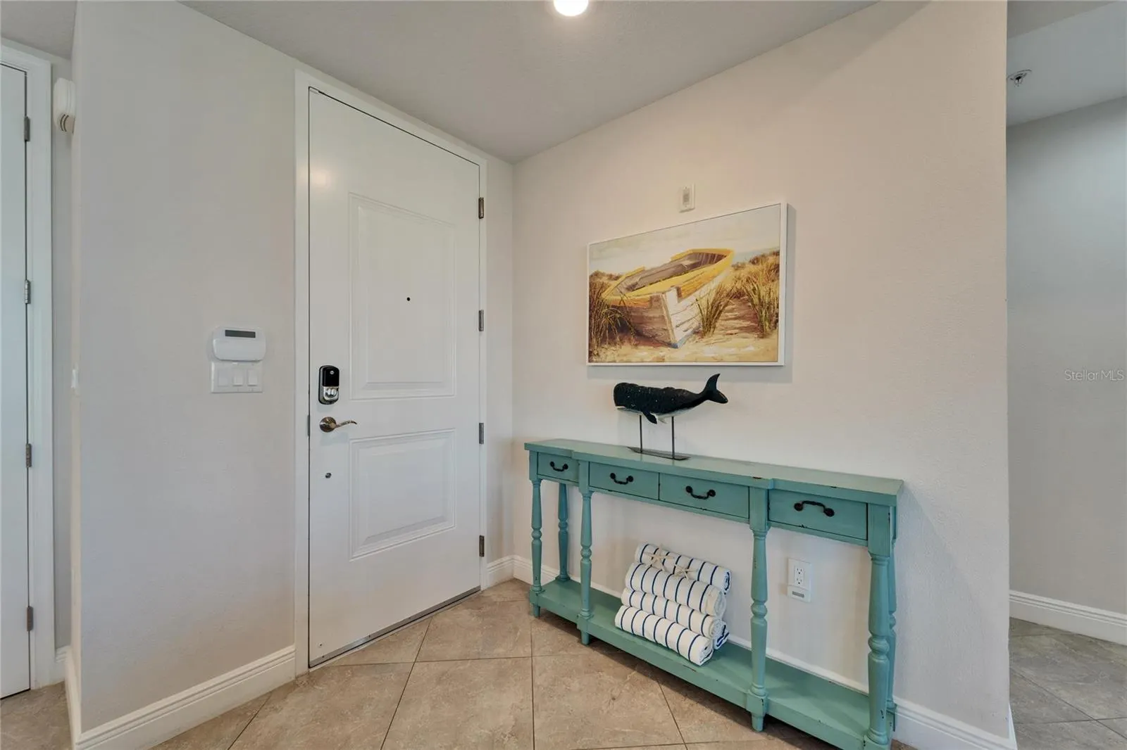 379 ARUBA CIR #201, #201