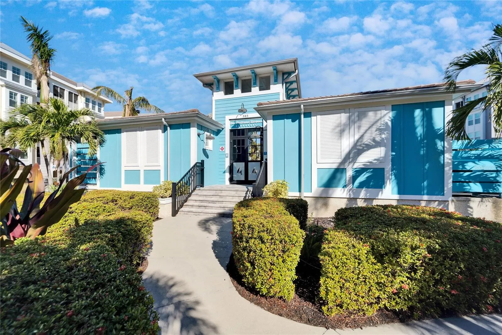 379 ARUBA CIR #201, #201