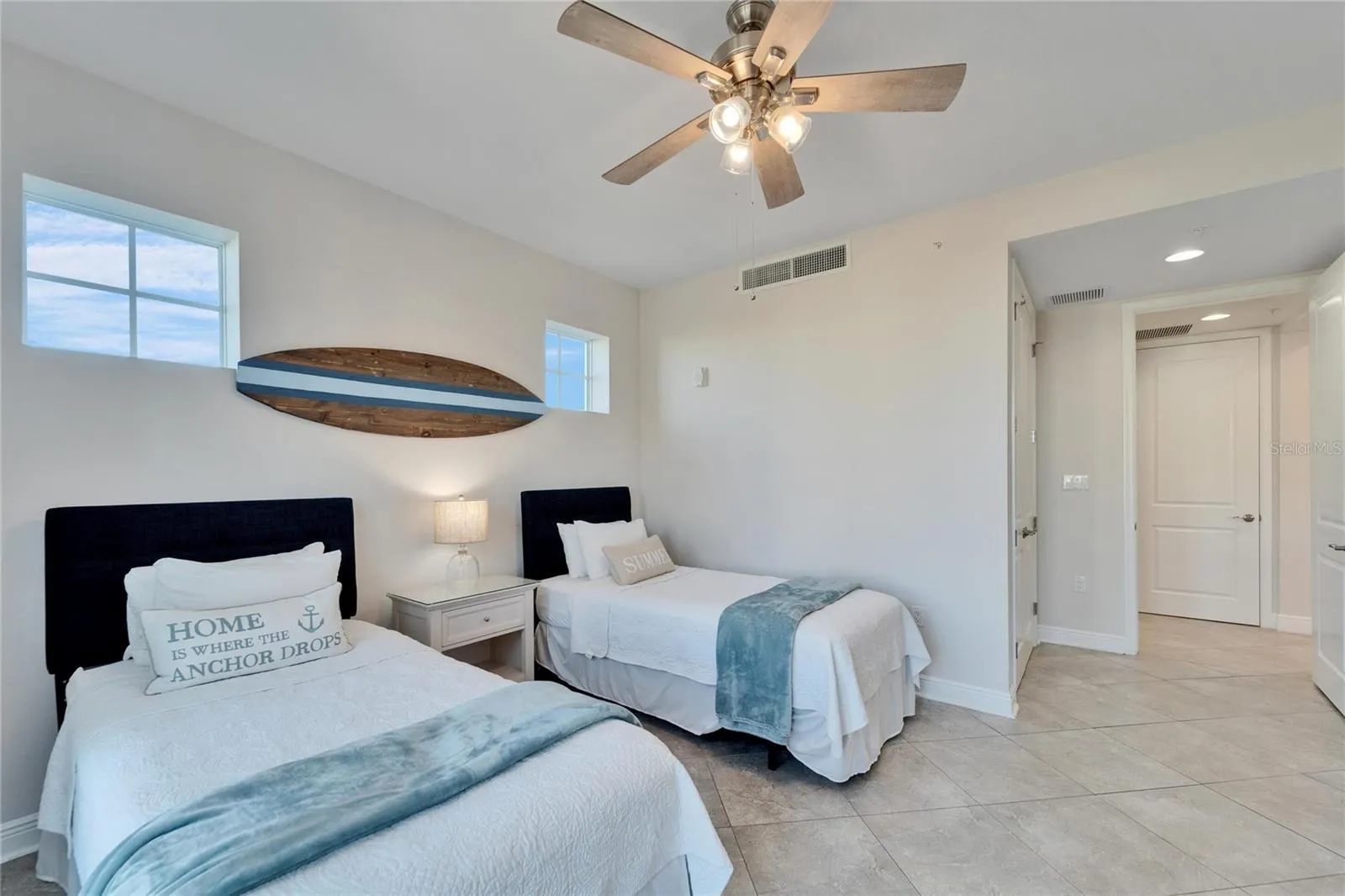 379 ARUBA CIR #201, #201