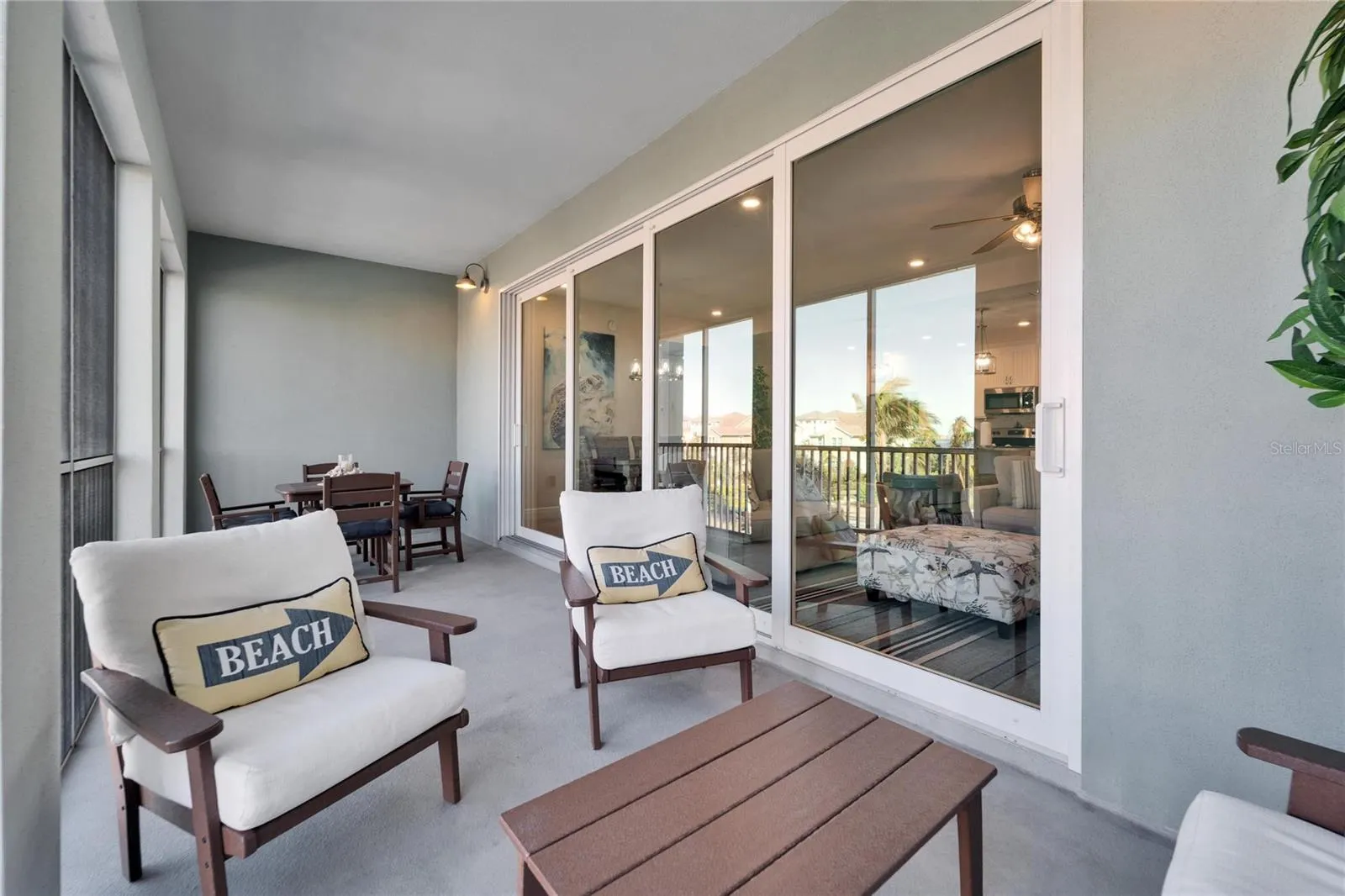 379 ARUBA CIR #201, #201