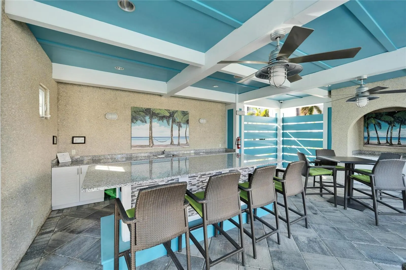379 ARUBA CIR #201, #201