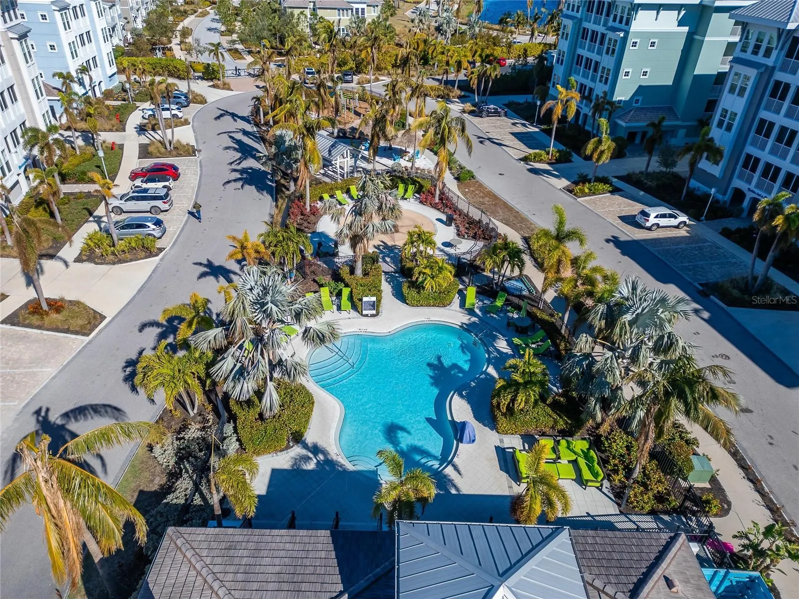 379 ARUBA CIR #201, #201
