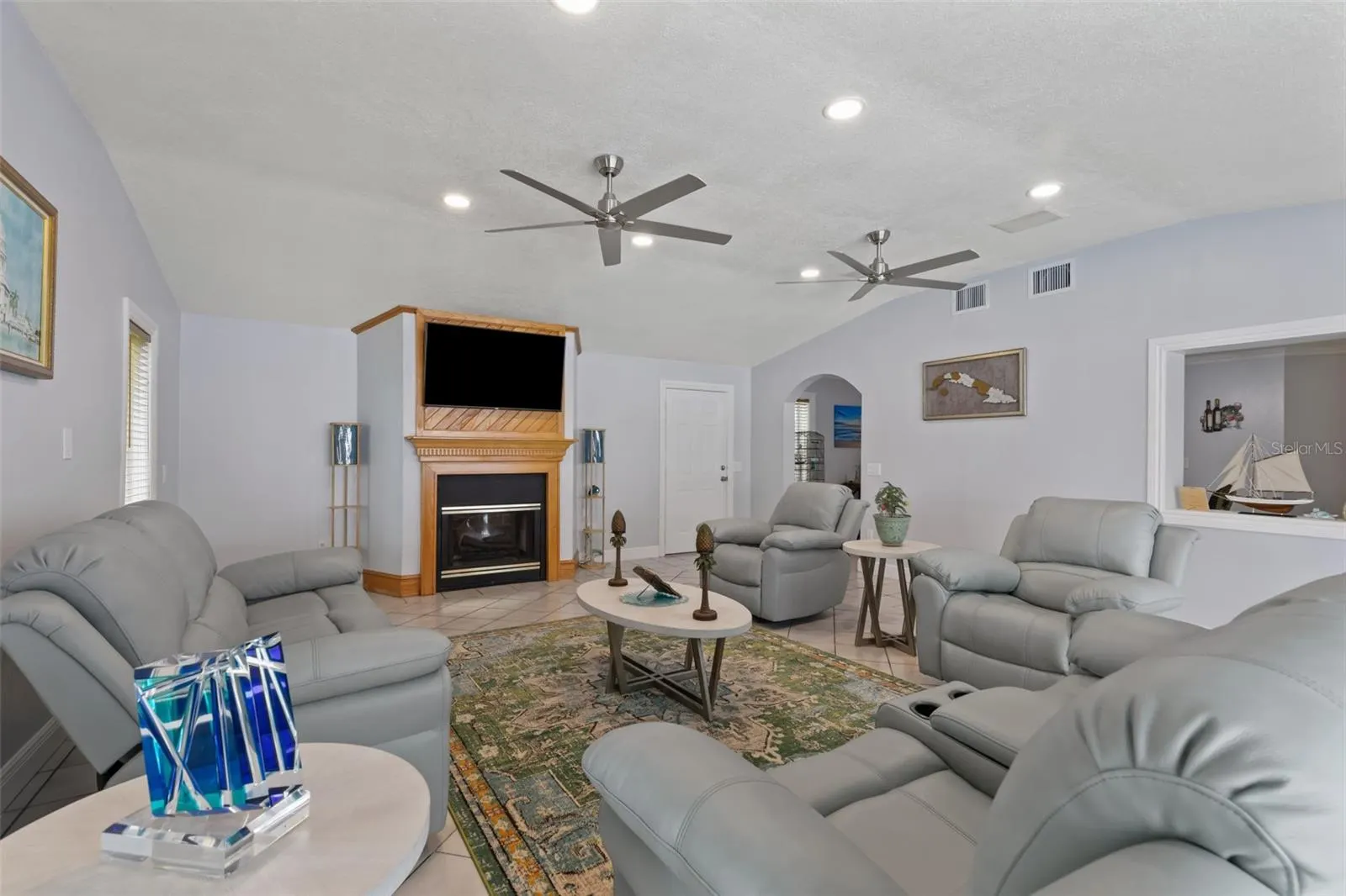 2705 SE 18TH PL