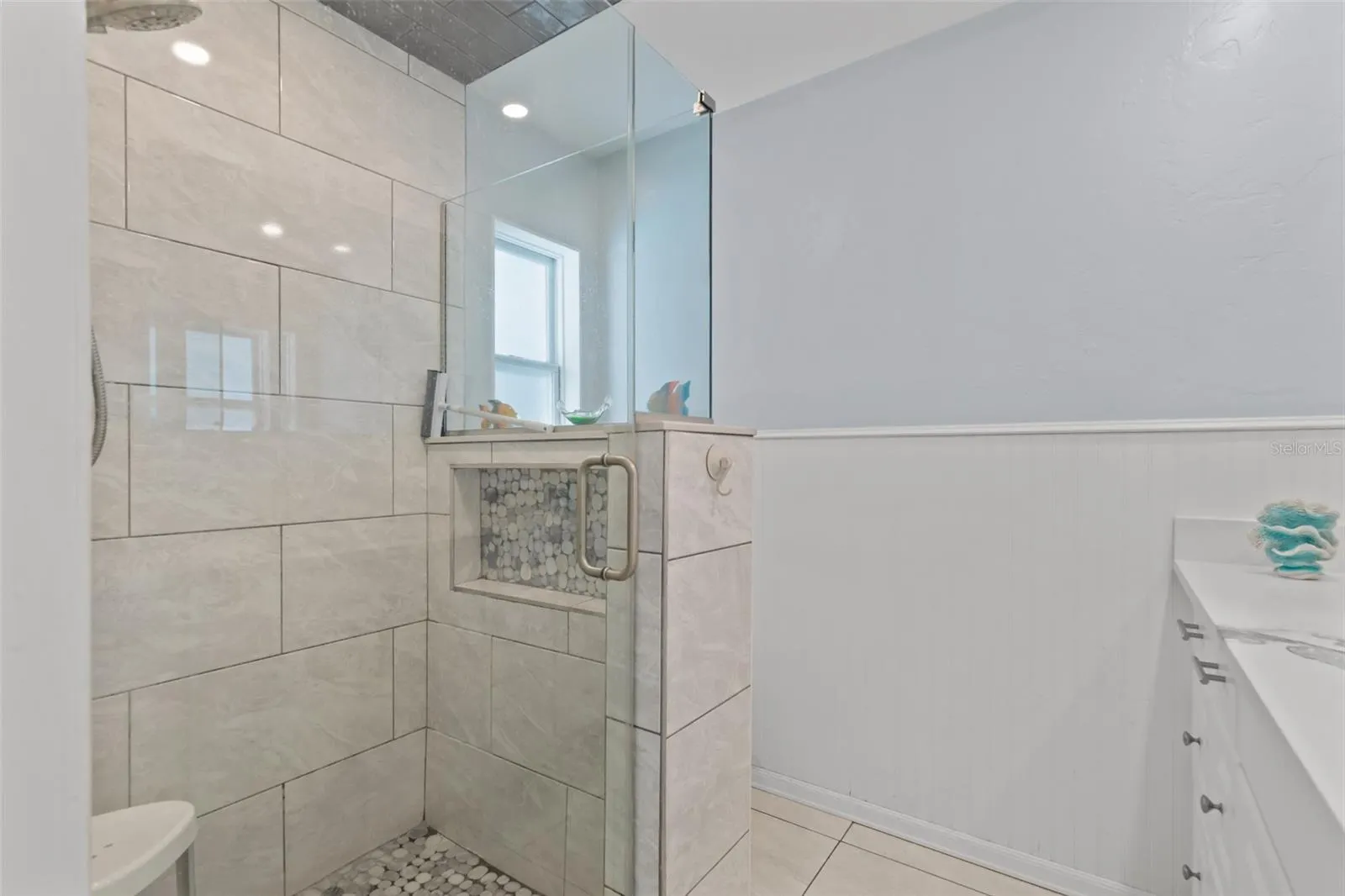 2705 SE 18TH PL