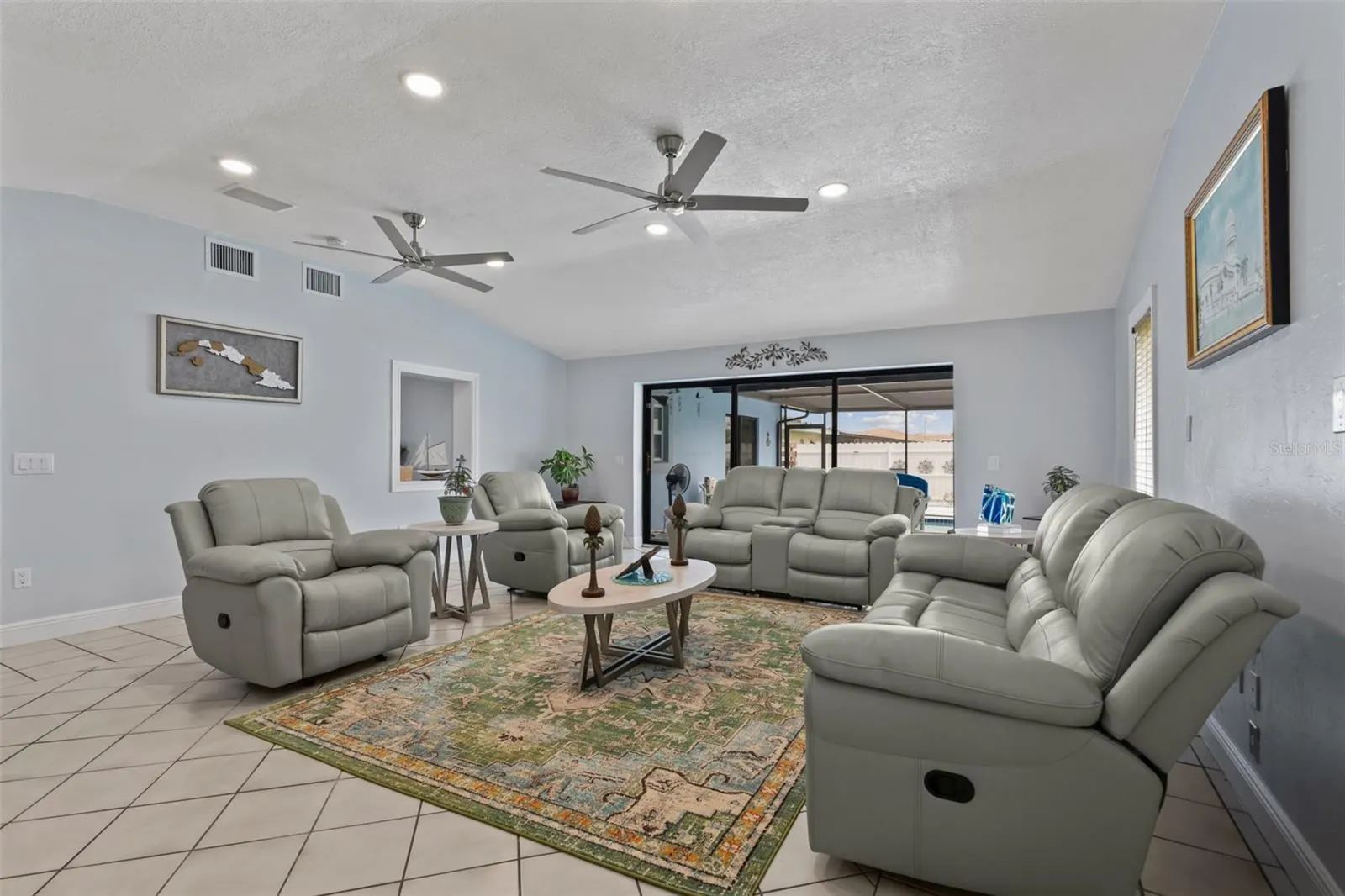 2705 SE 18TH PL