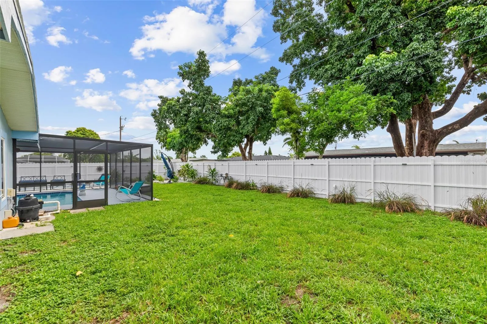 2705 SE 18TH PL