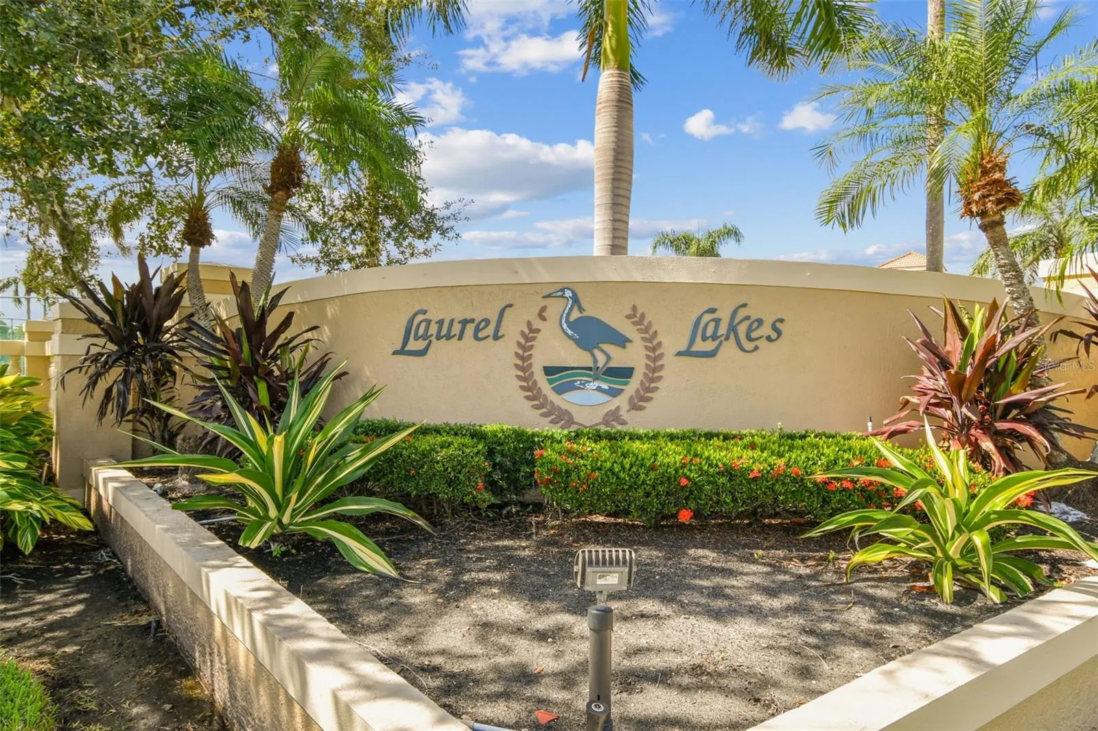 2729 HARVEST DR