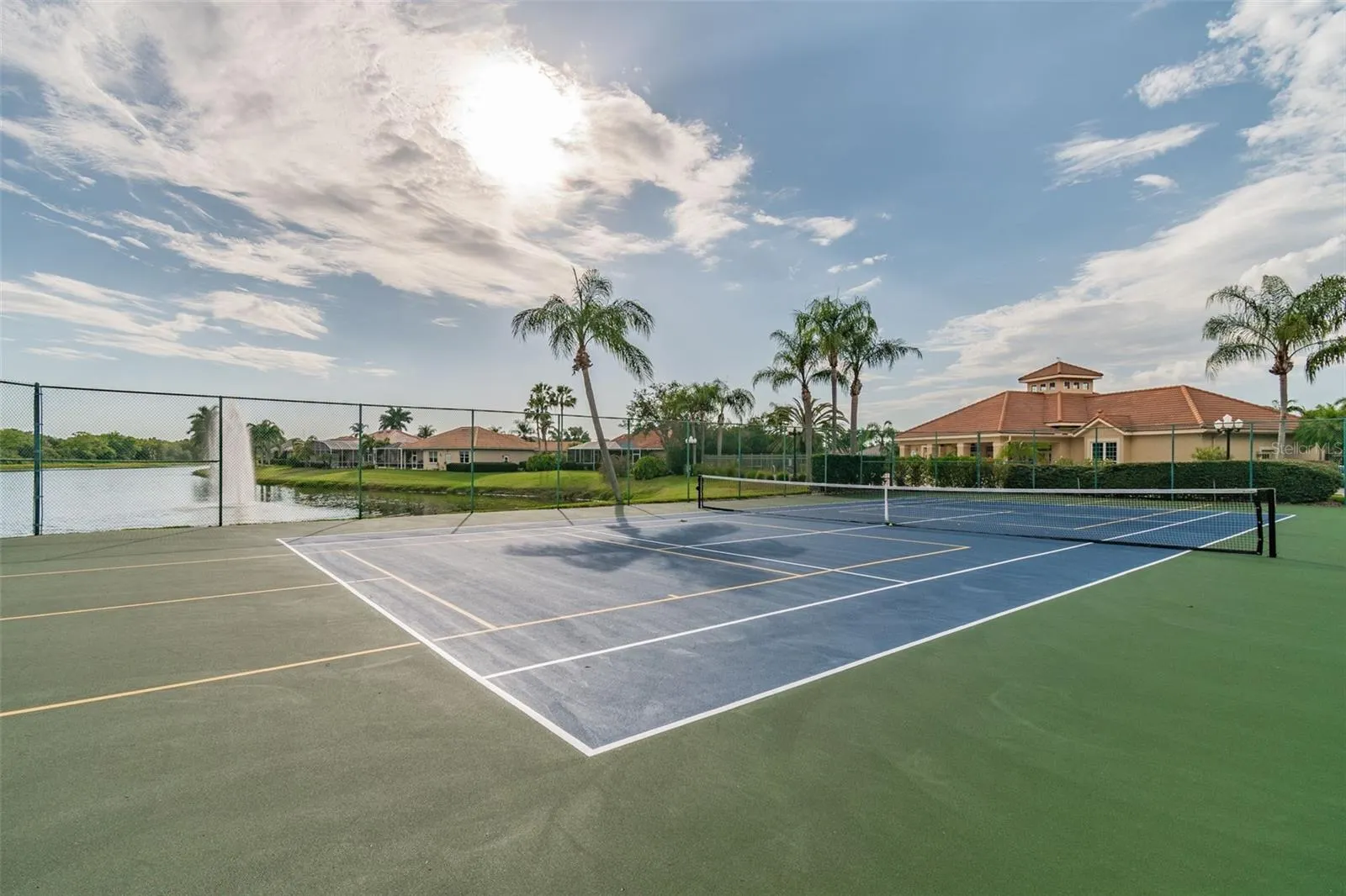 2729 HARVEST DR