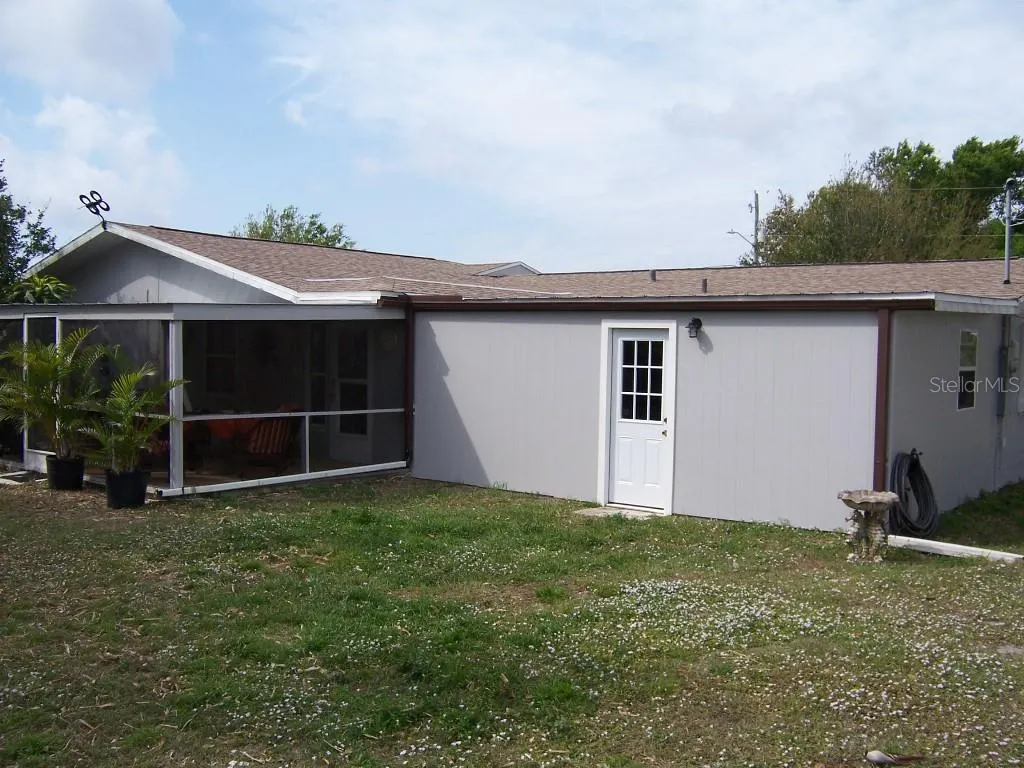 3222 DESOTO DR