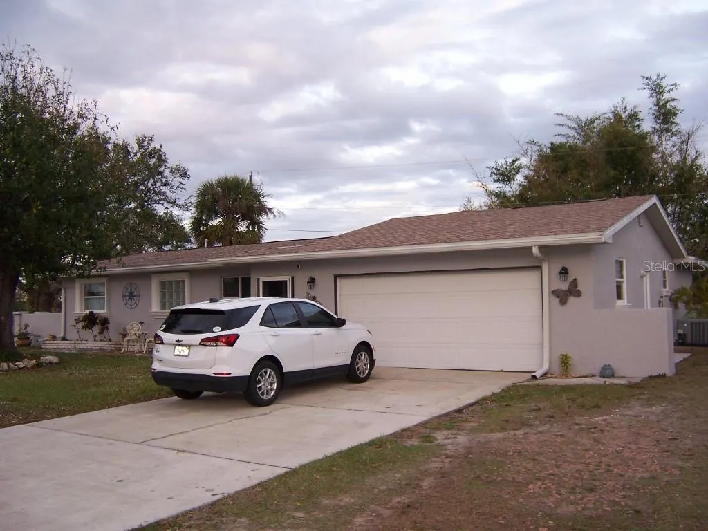 3222 DESOTO DR