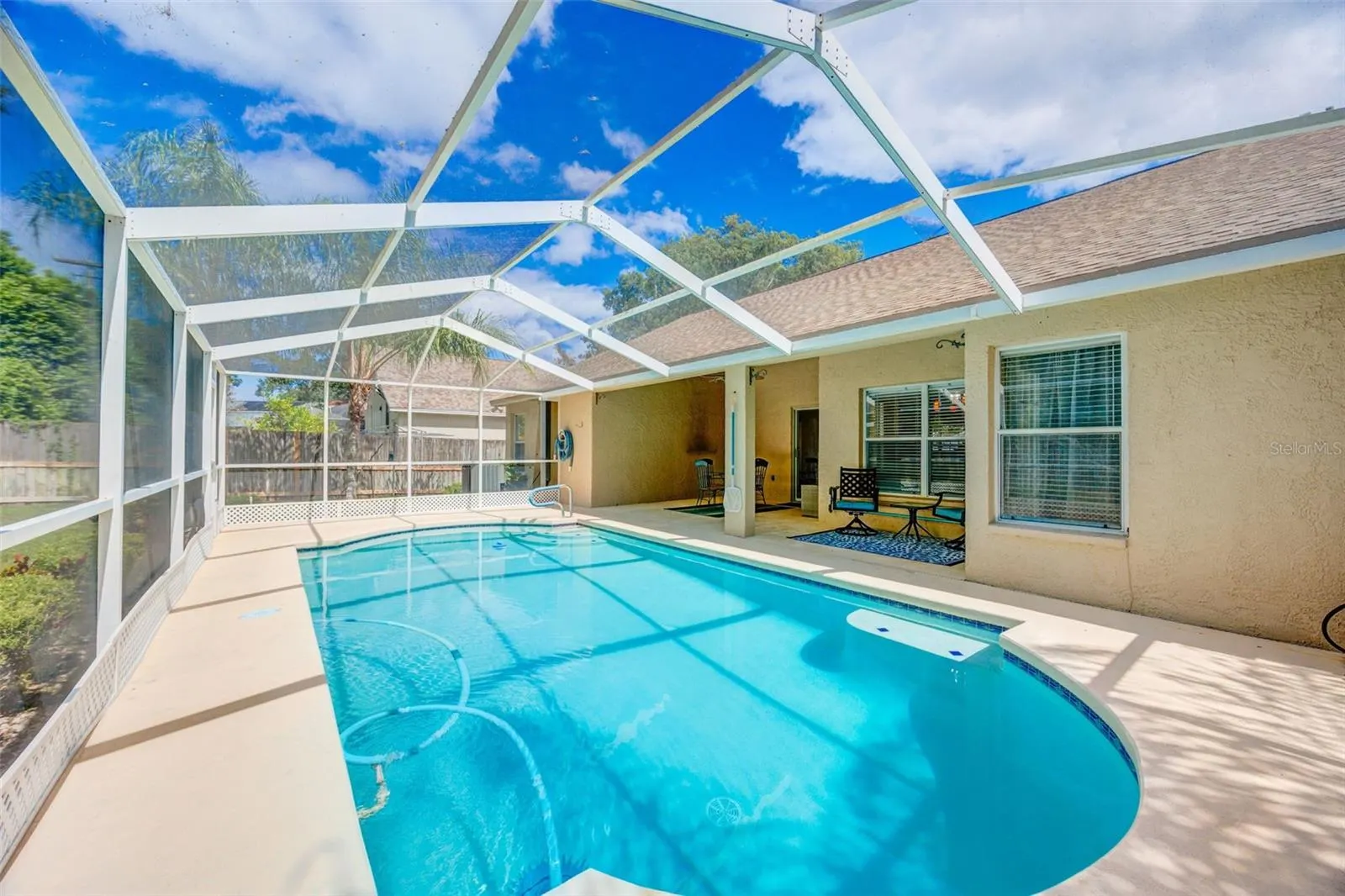 2906 CLOVERFIELD LN