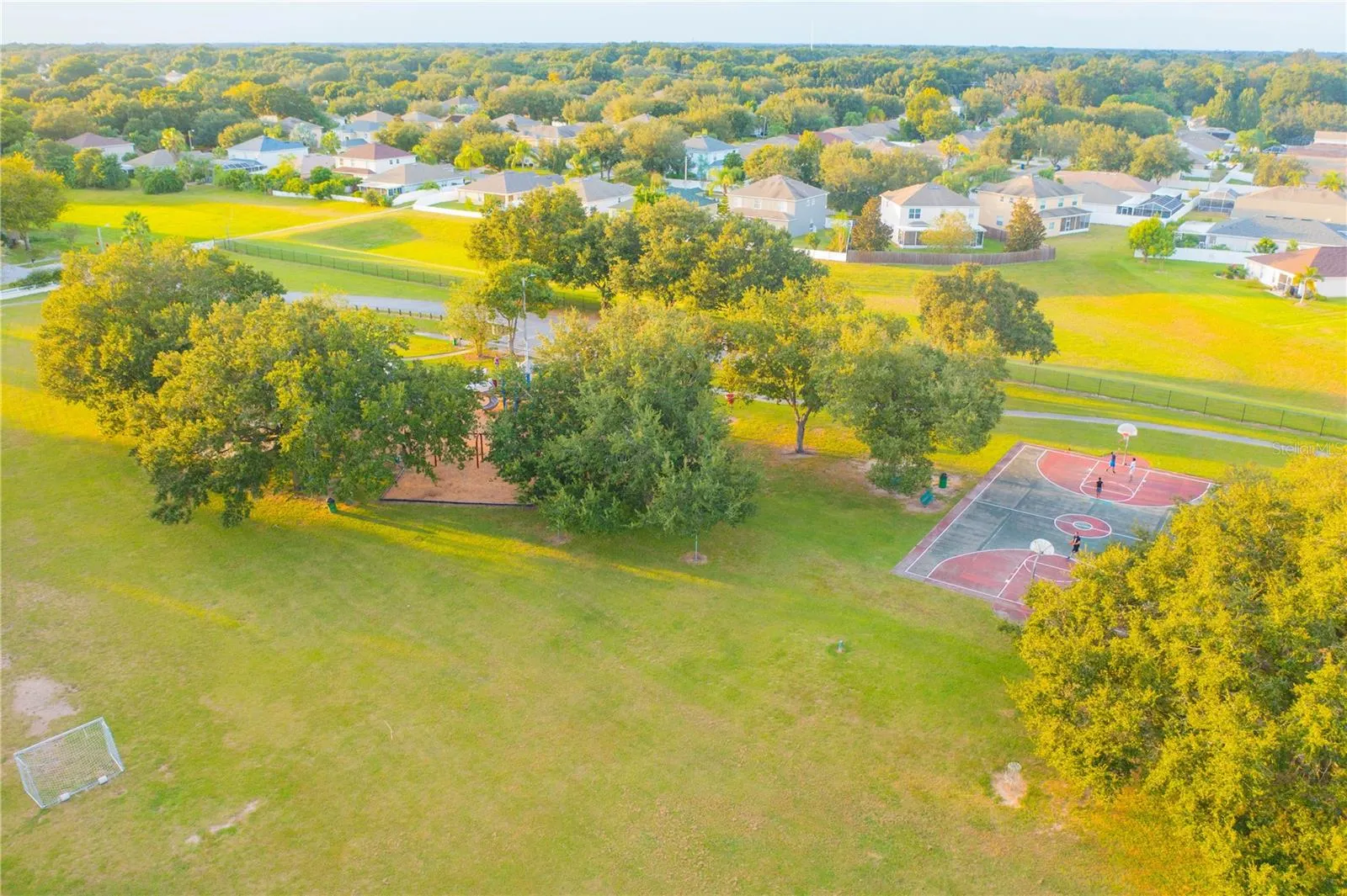 2906 CLOVERFIELD LN